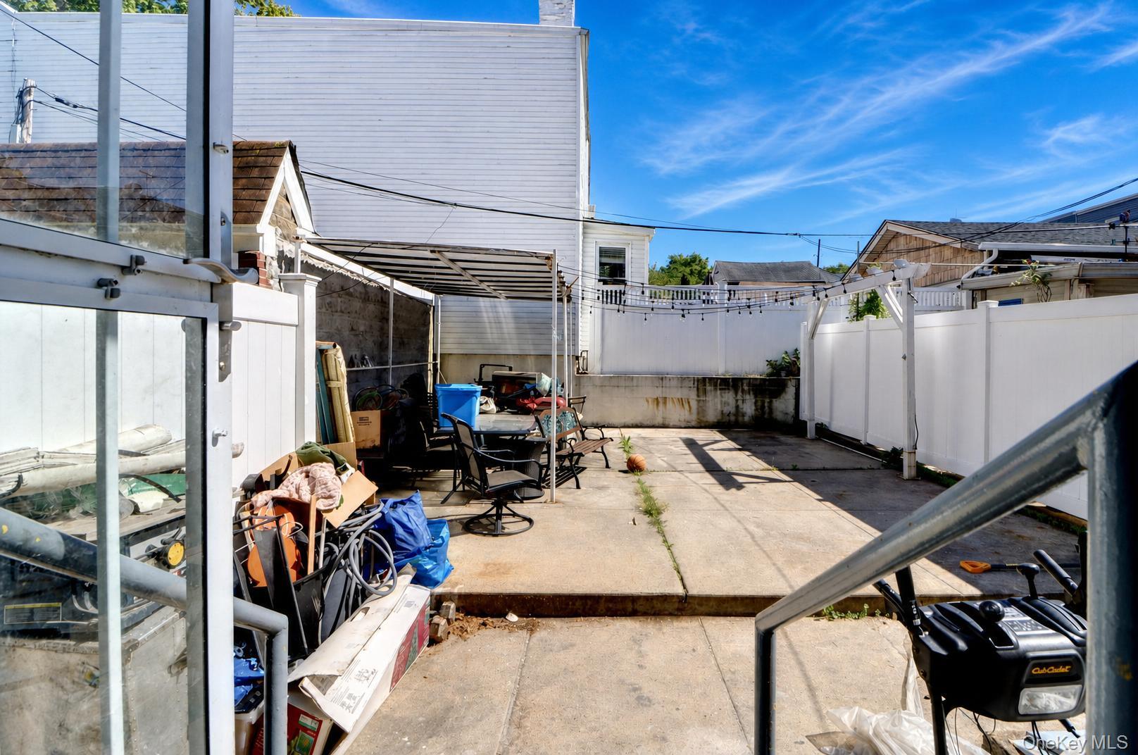 6416 Cooper Avenue Property Photo 3