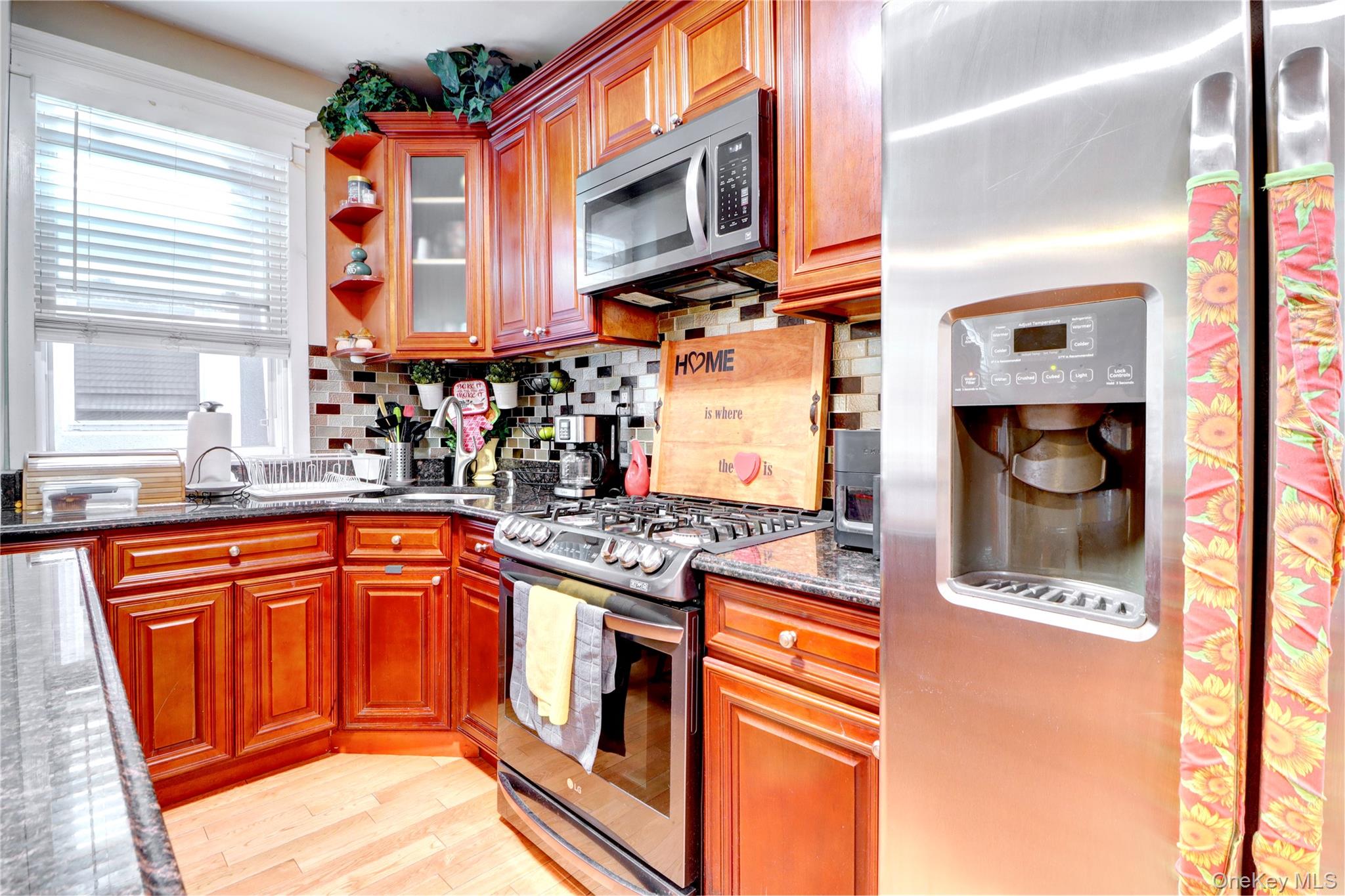 6416 Cooper Avenue Property Photo 6