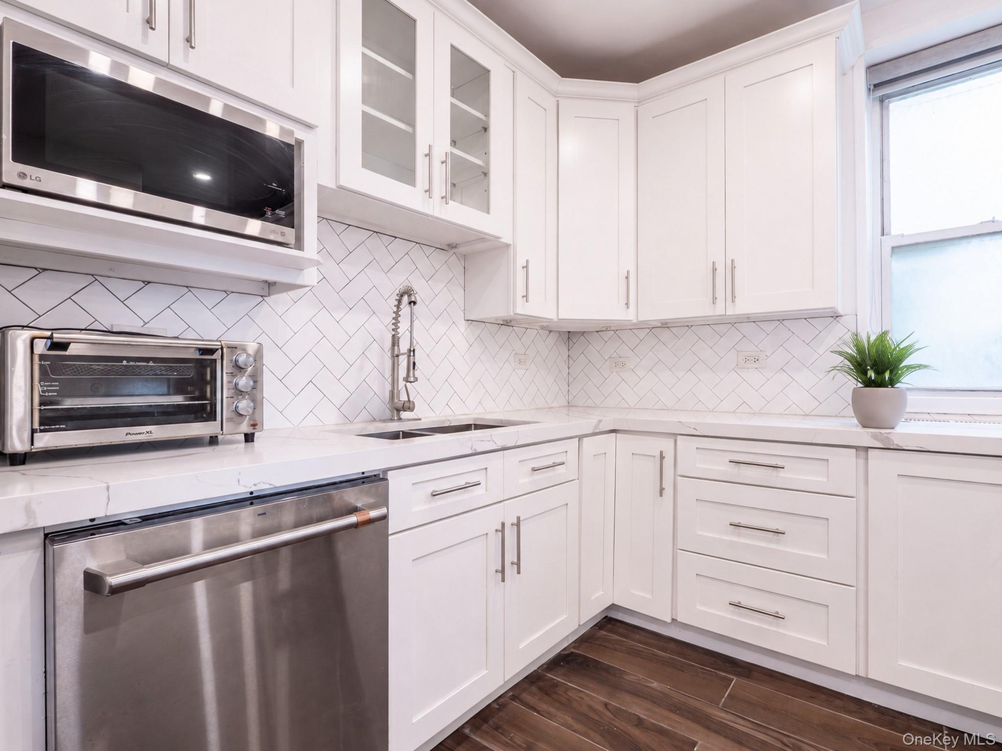 63-11 Queens Boulevard A-3 Property Photo 5