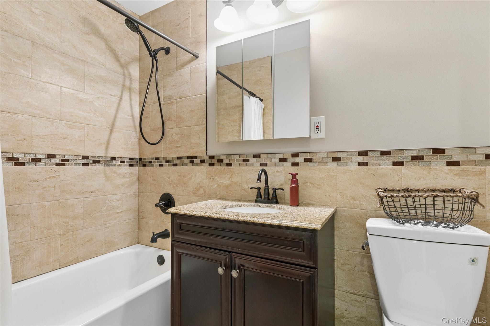 10 Glen Hollow Drive C44 Property Photo 9