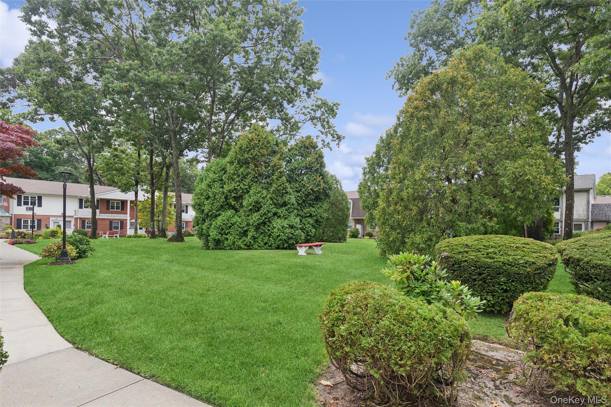 10 Glen Hollow Drive C44 Property Photo 18
