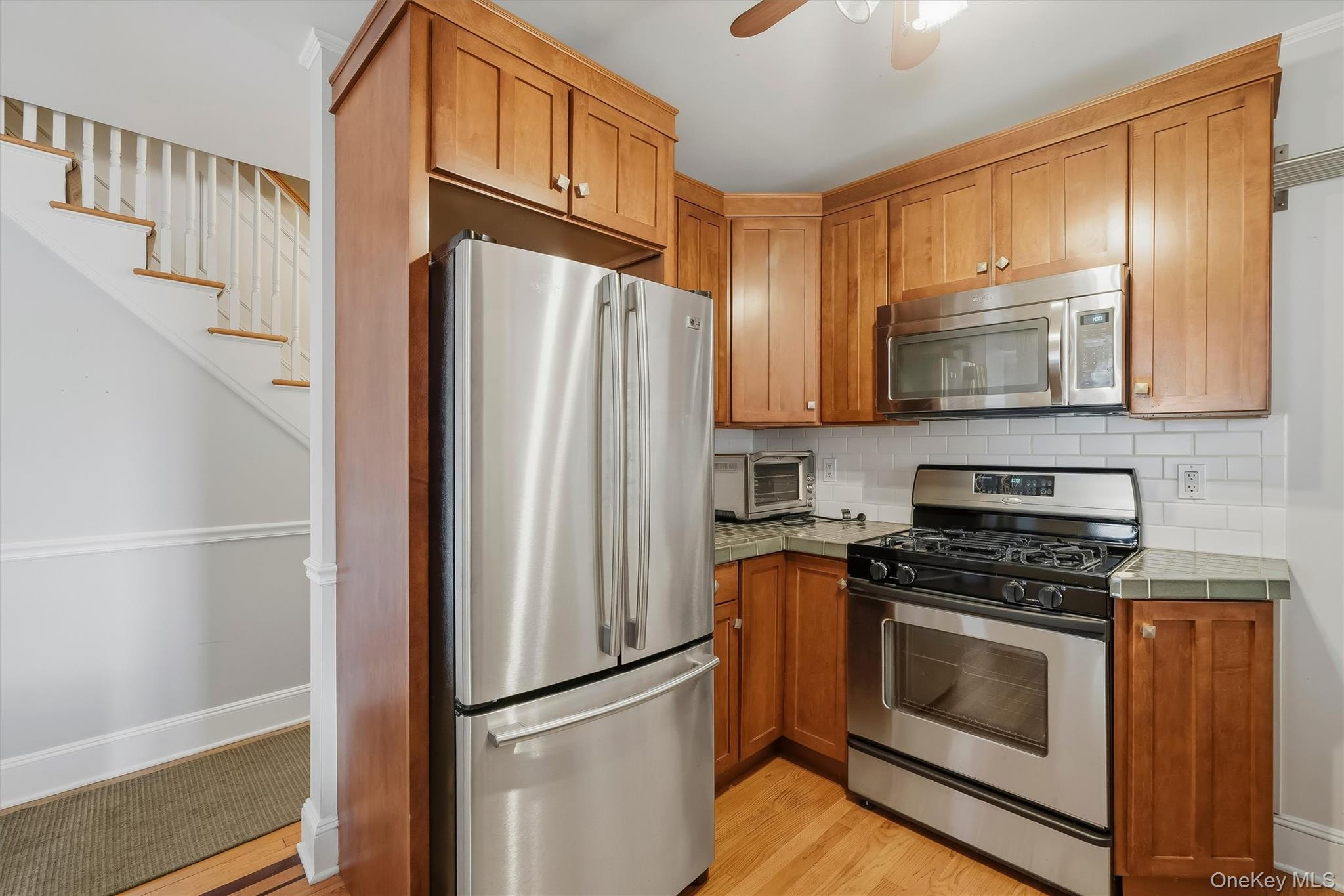 20 N Broadway A304 Property Photo 11