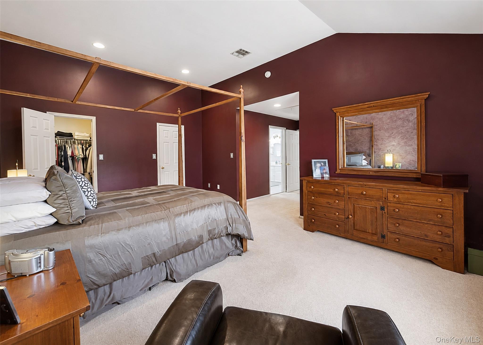 23 E Greentree Drive Property Photo 16