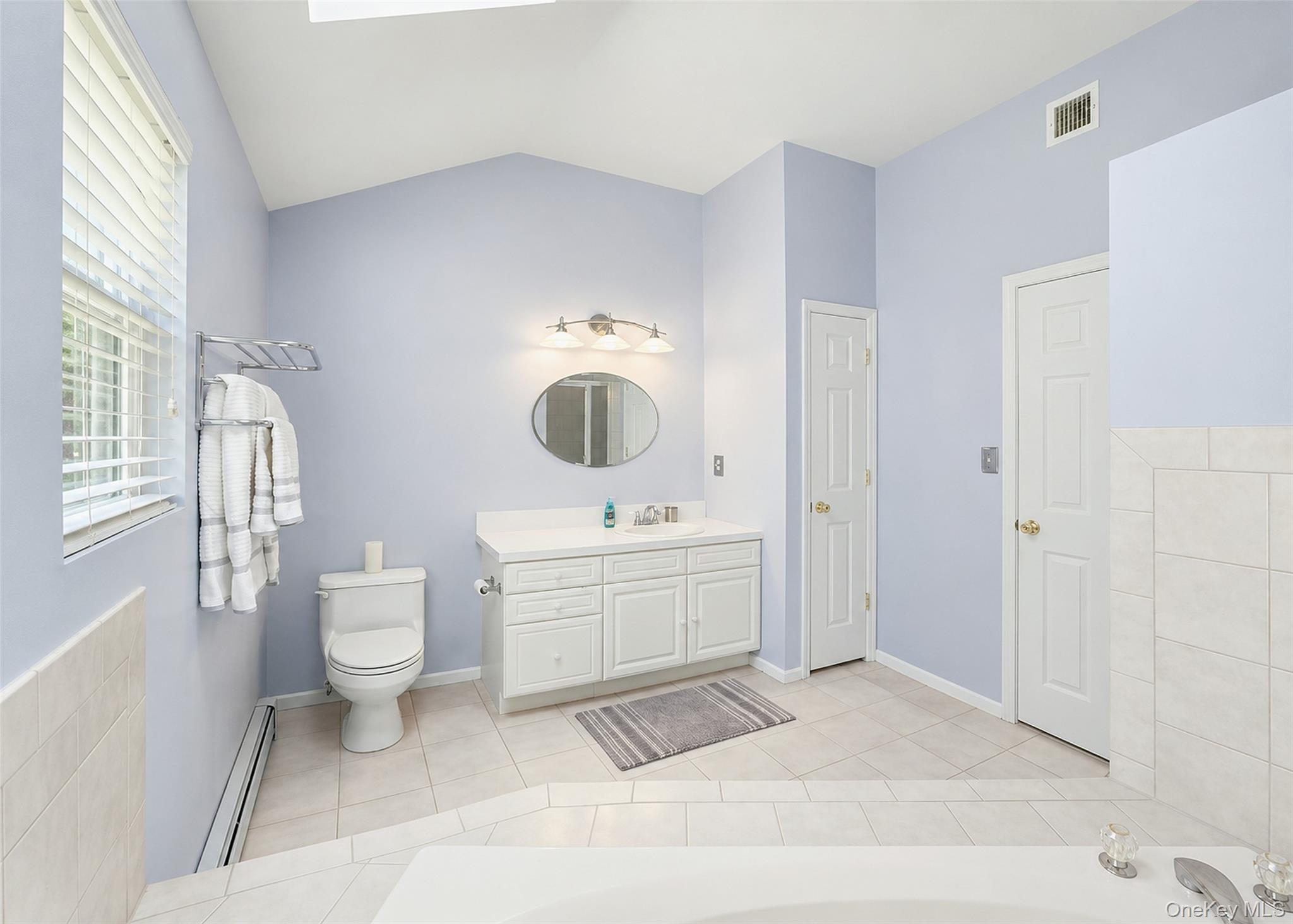 23 E Greentree Drive Property Photo 17