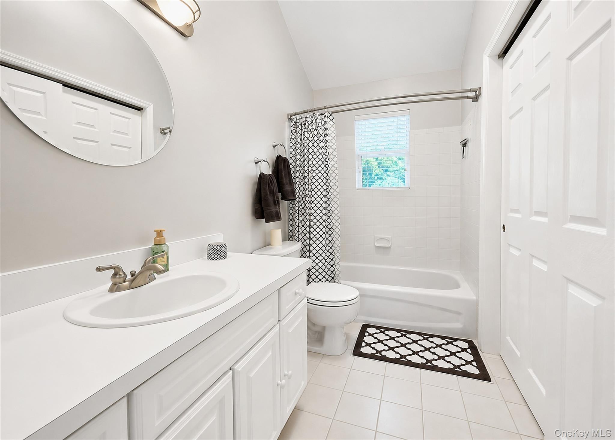 23 E Greentree Drive Property Photo 21