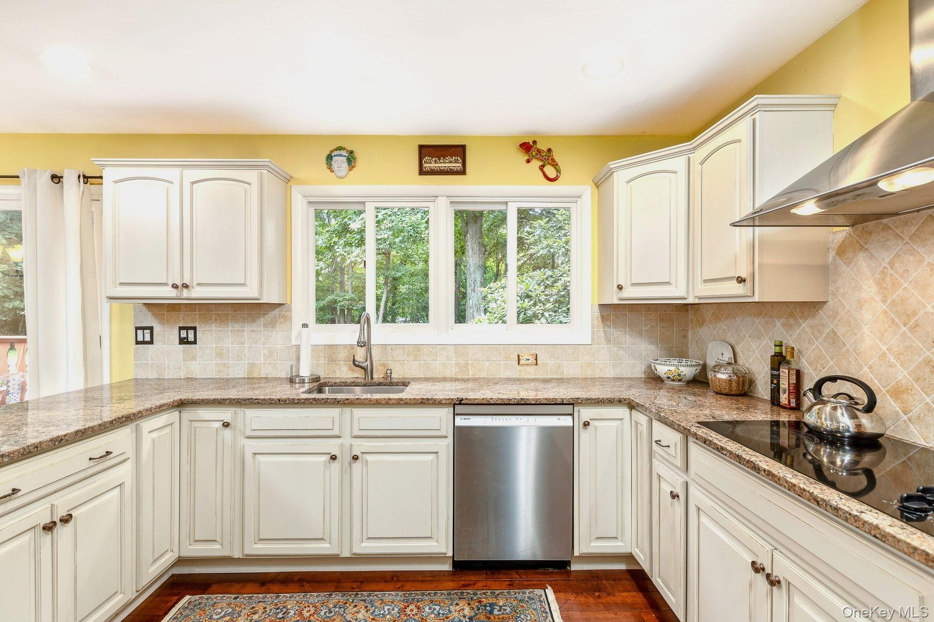 1 Valleywood Court Property Photo 14