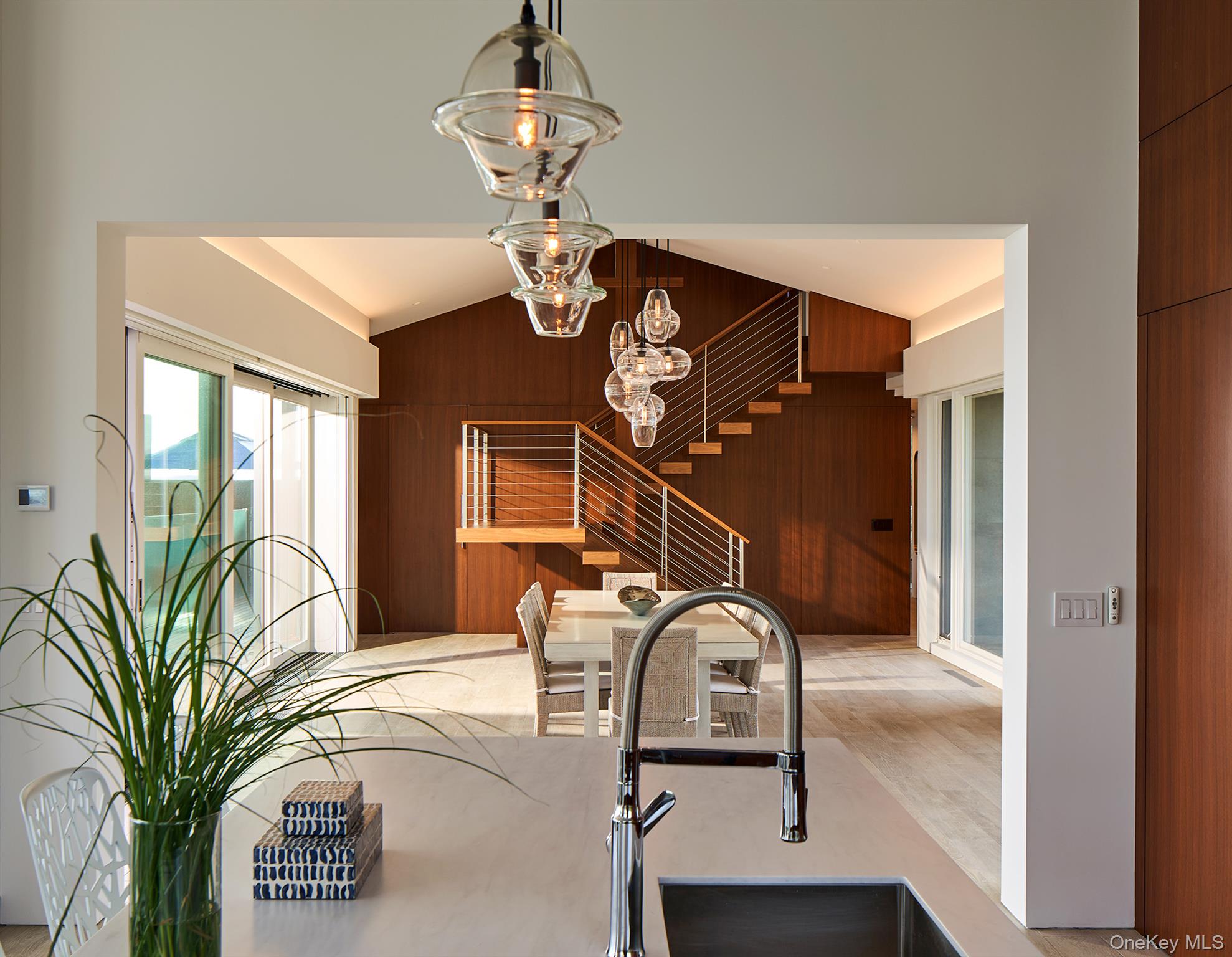 14 Peconic Crescent Property Photo 13