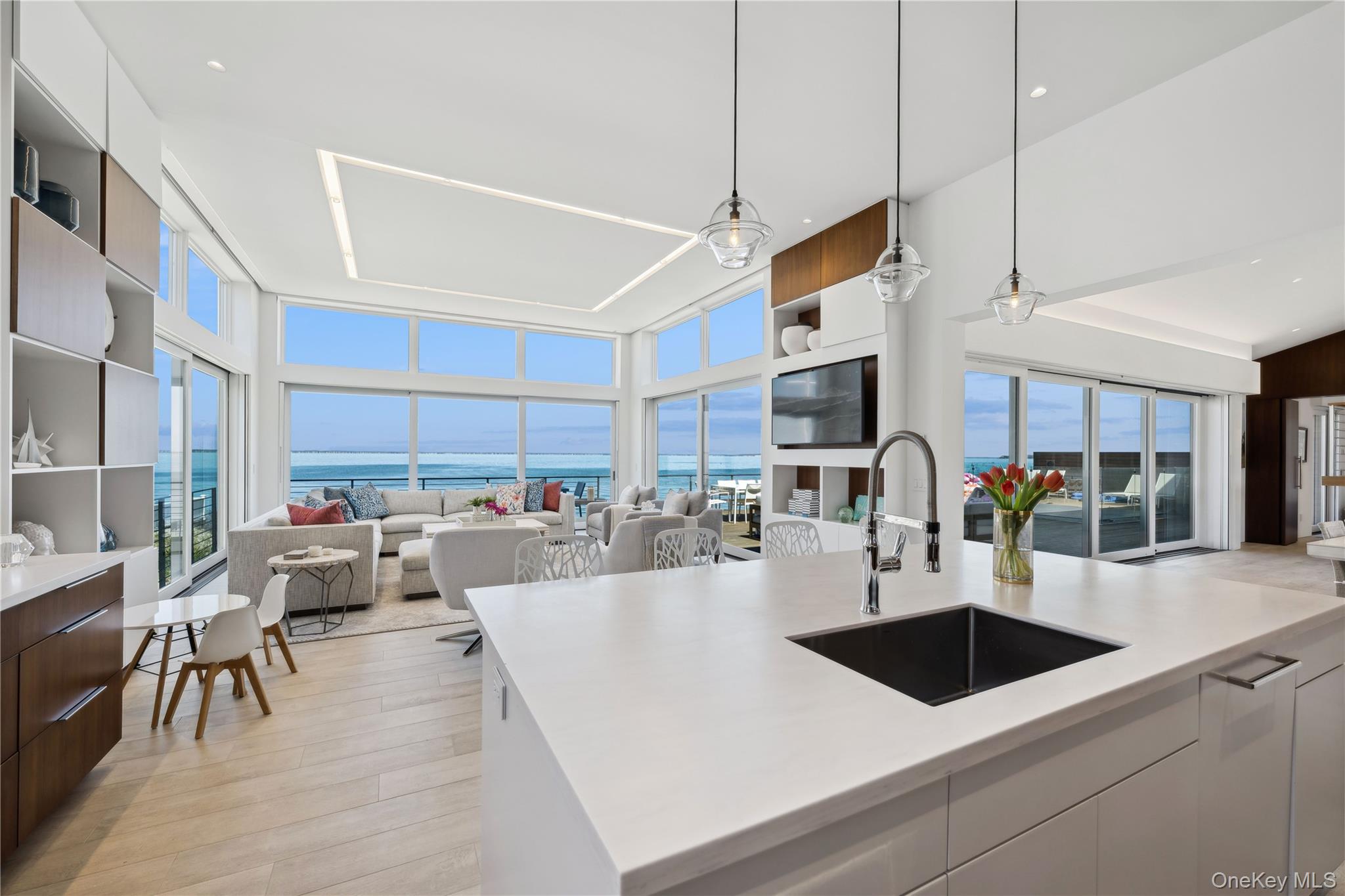 14 Peconic Crescent Property Photo 19