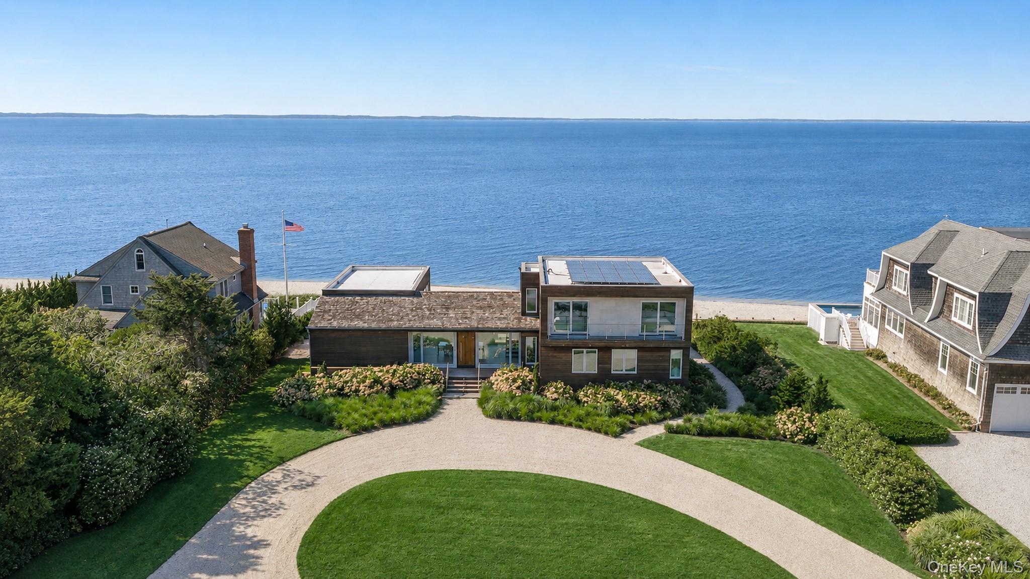 14 Peconic Crescent Property Photo 35