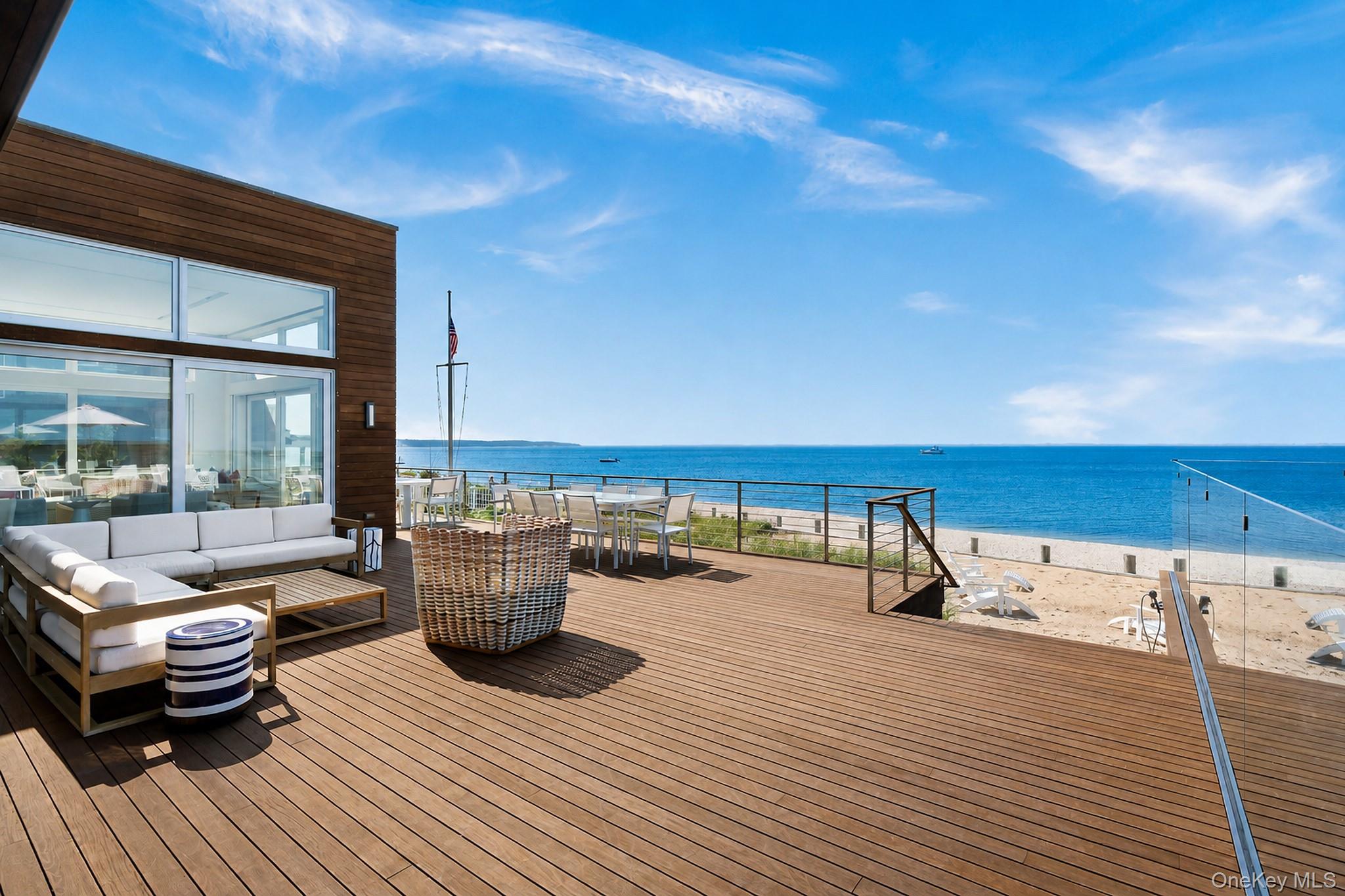 14 Peconic Crescent Property Photo 37