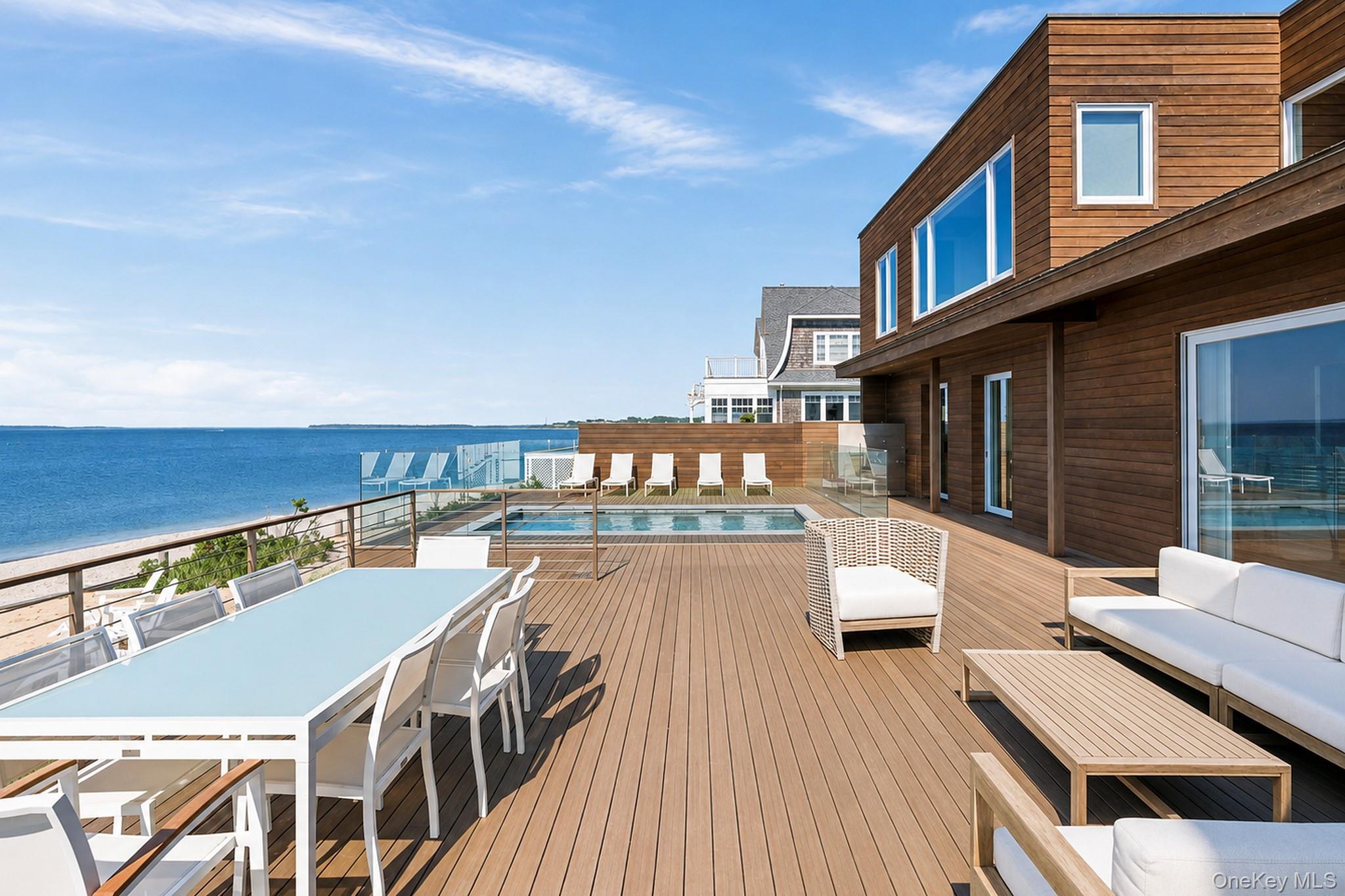 14 Peconic Crescent Property Photo 46