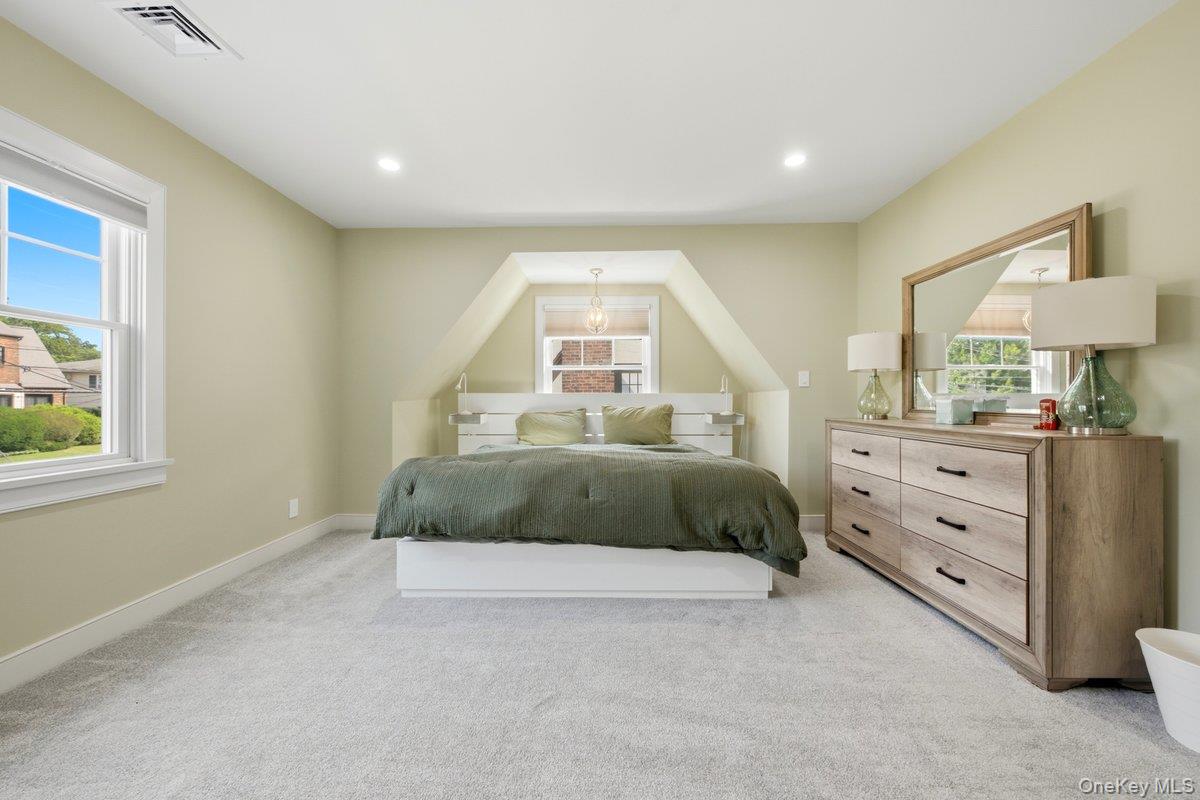 277 Devoe Avenue Property Photo 19