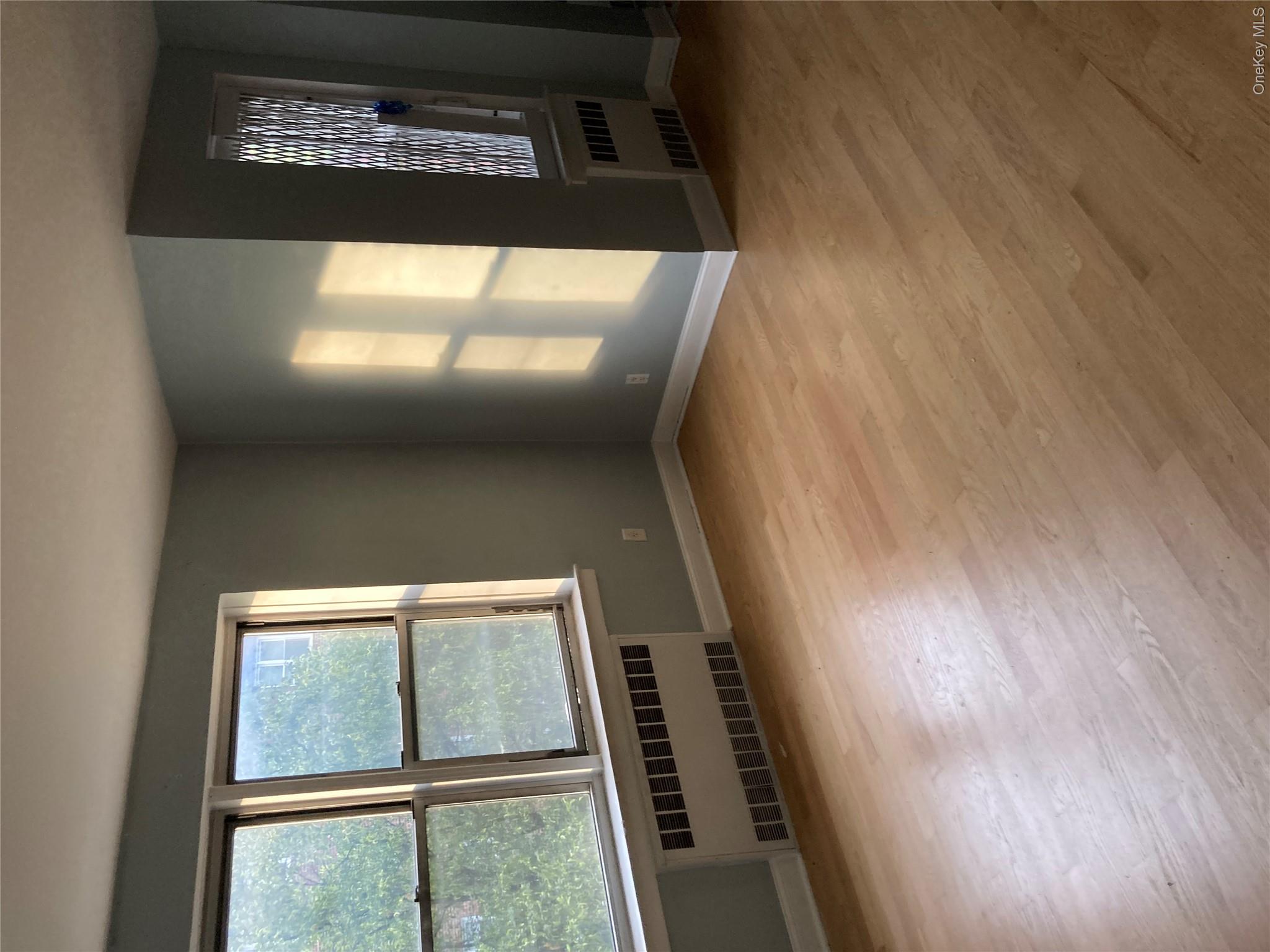 65-35 Yellowstone Boulevard 5e Property Photo 10