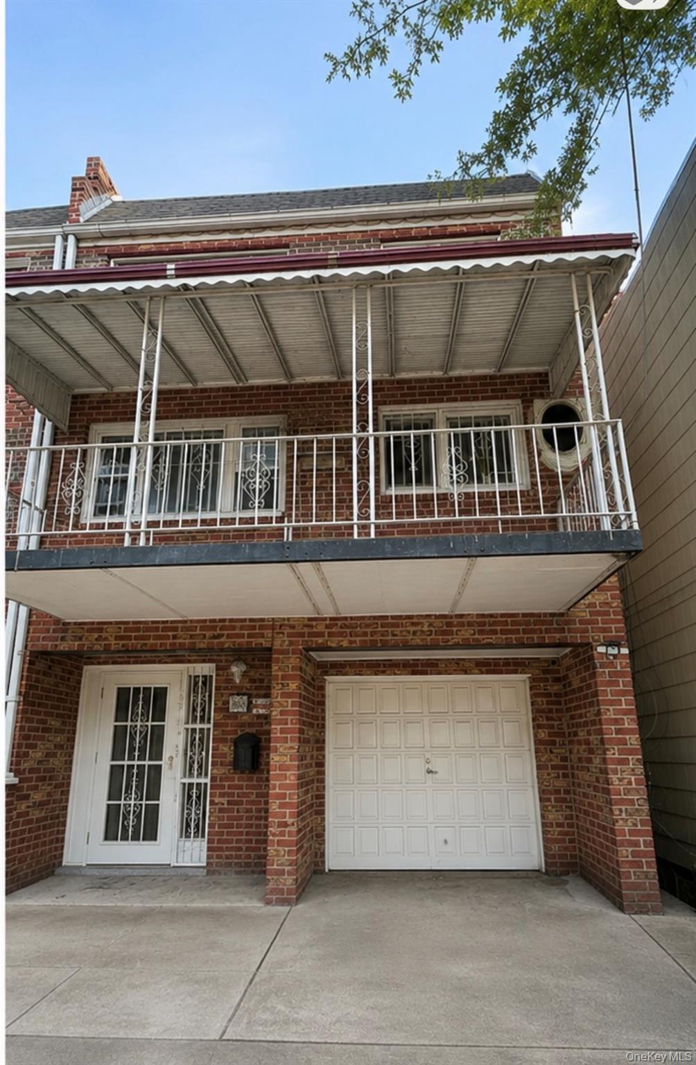 39-31 54th Street Property Photo 4