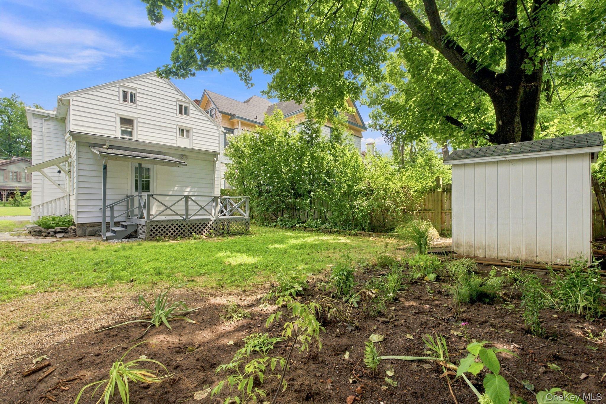 133 Fair Street Property Photo 45