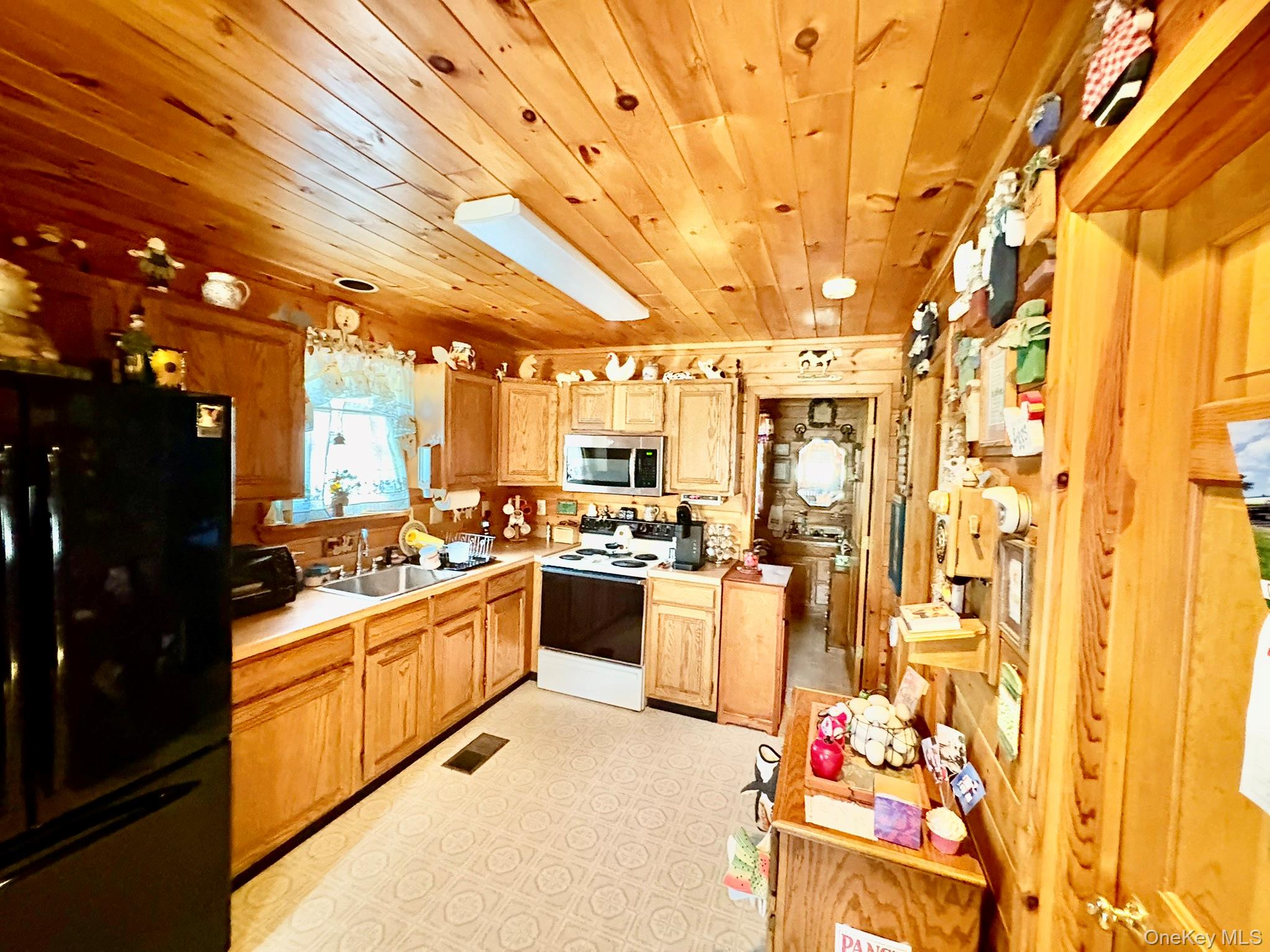 5176 Campbell Brook Road Property Photo 5