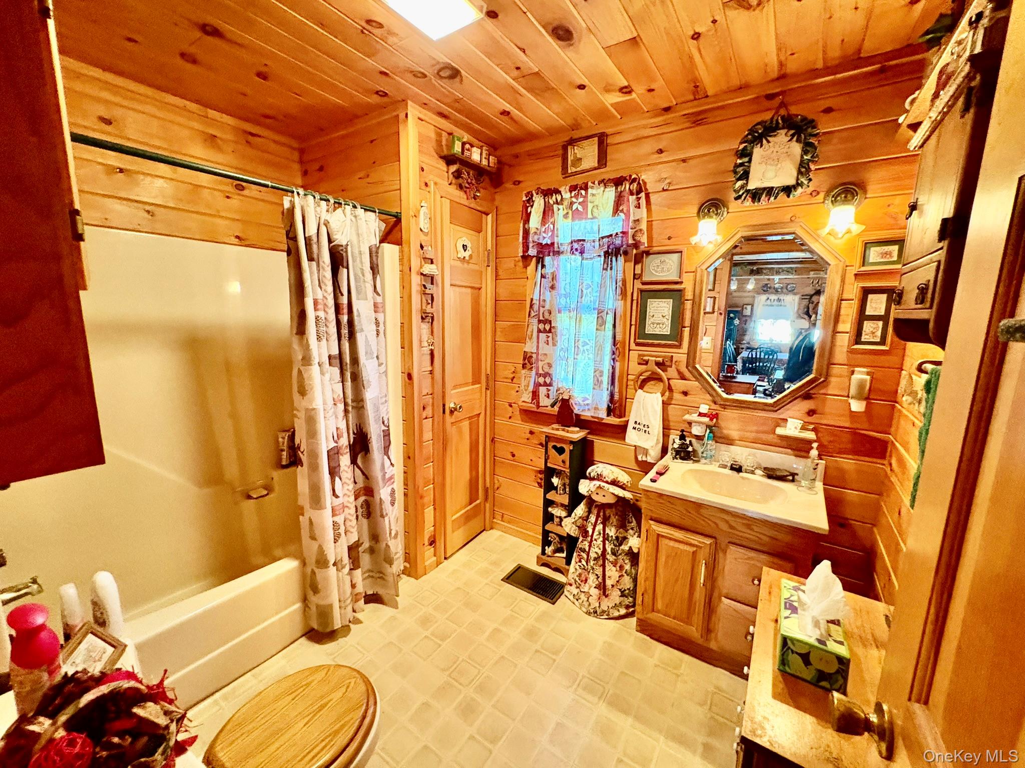 5176 Campbell Brook Road Property Photo 7
