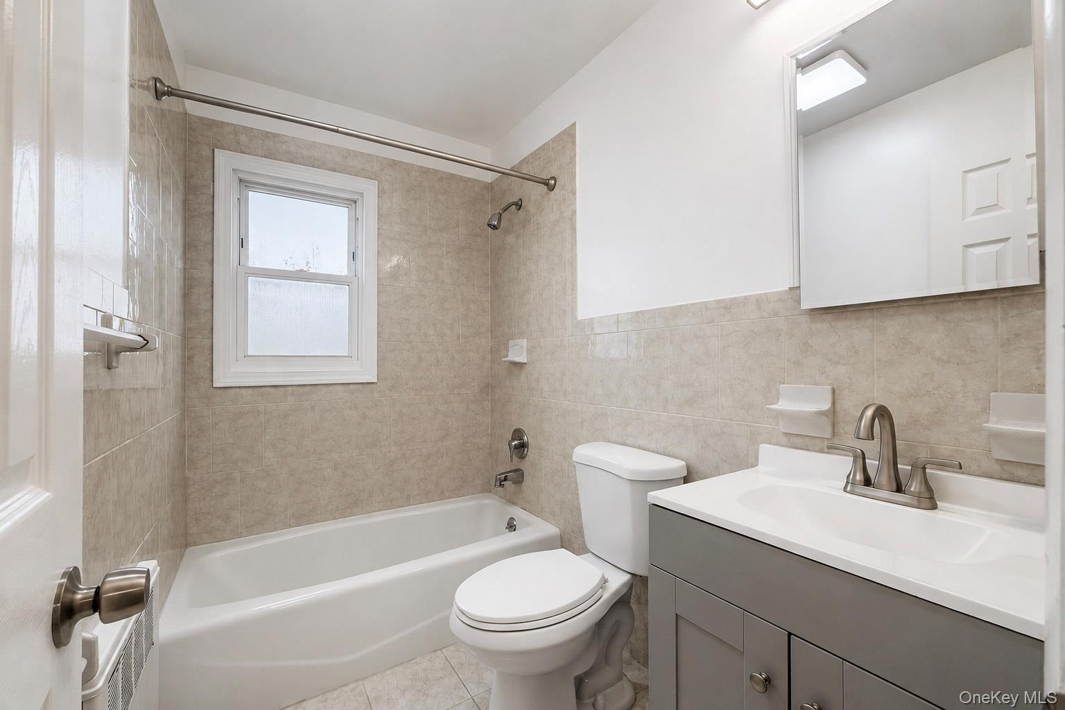 54 Farquhar Avenue 1 Property Photo 10