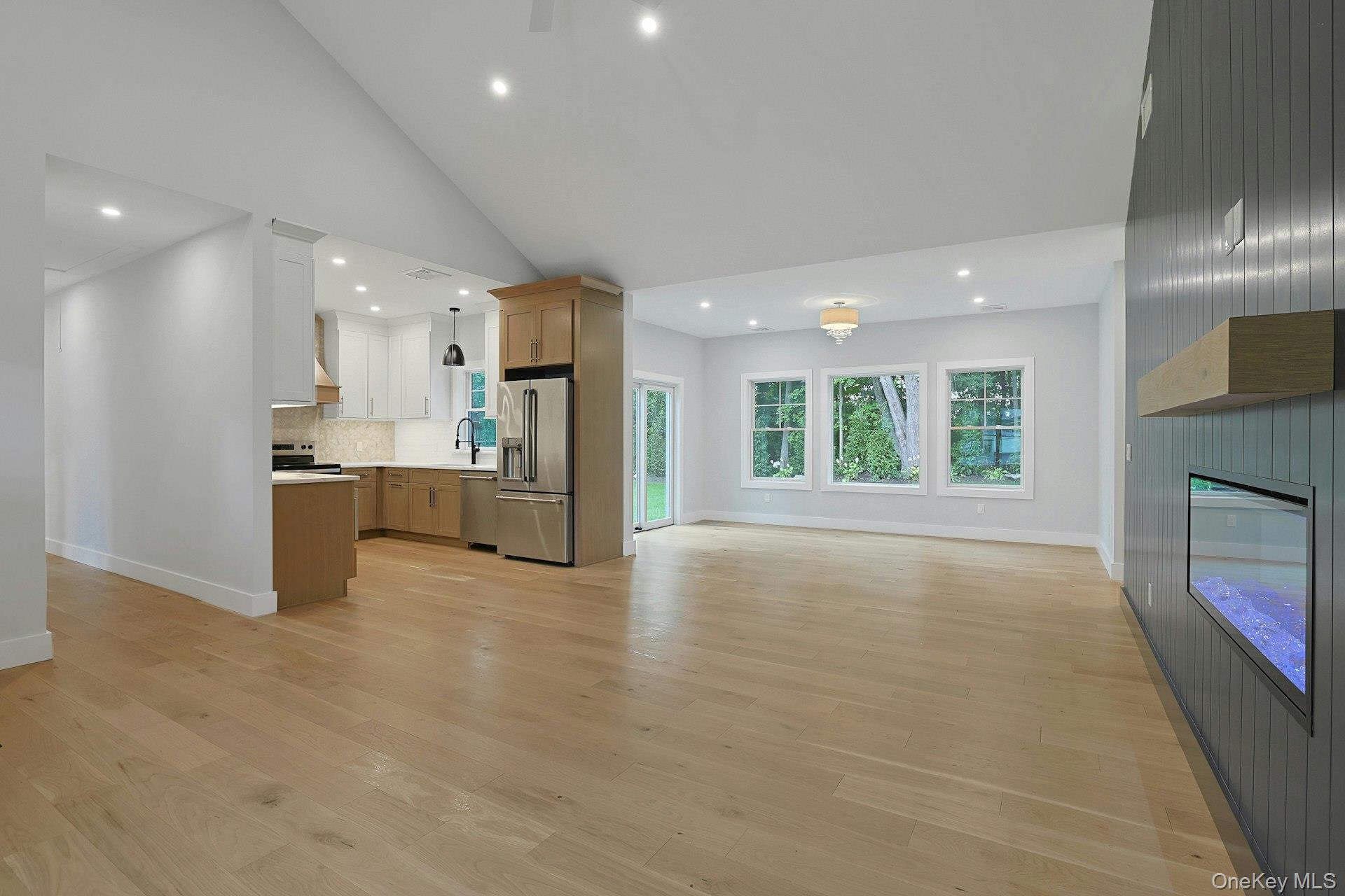 100 Hazelton Circle Property Photo 10