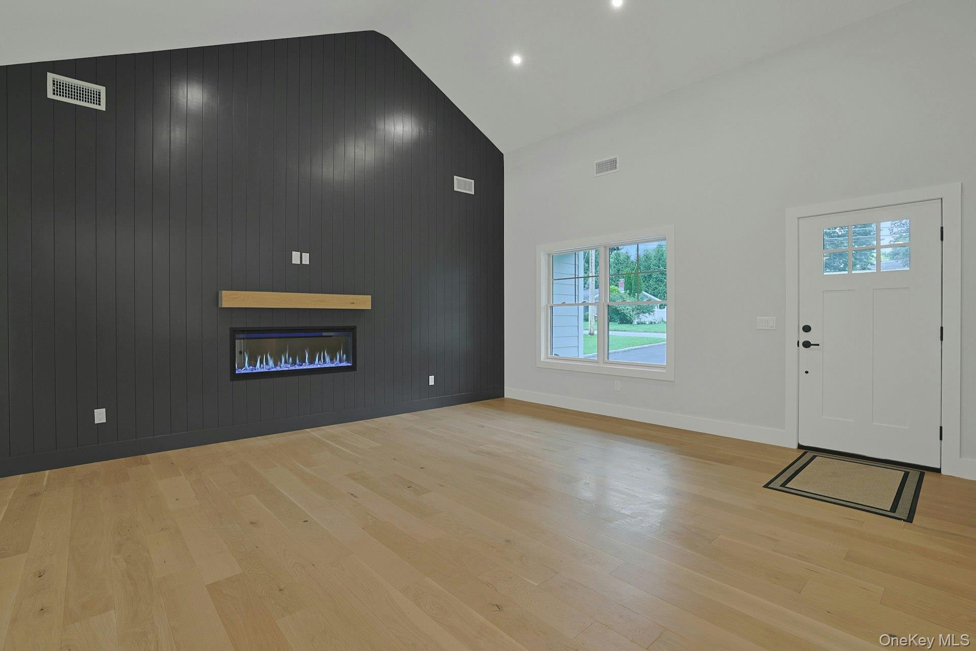 100 Hazelton Circle Property Photo 12