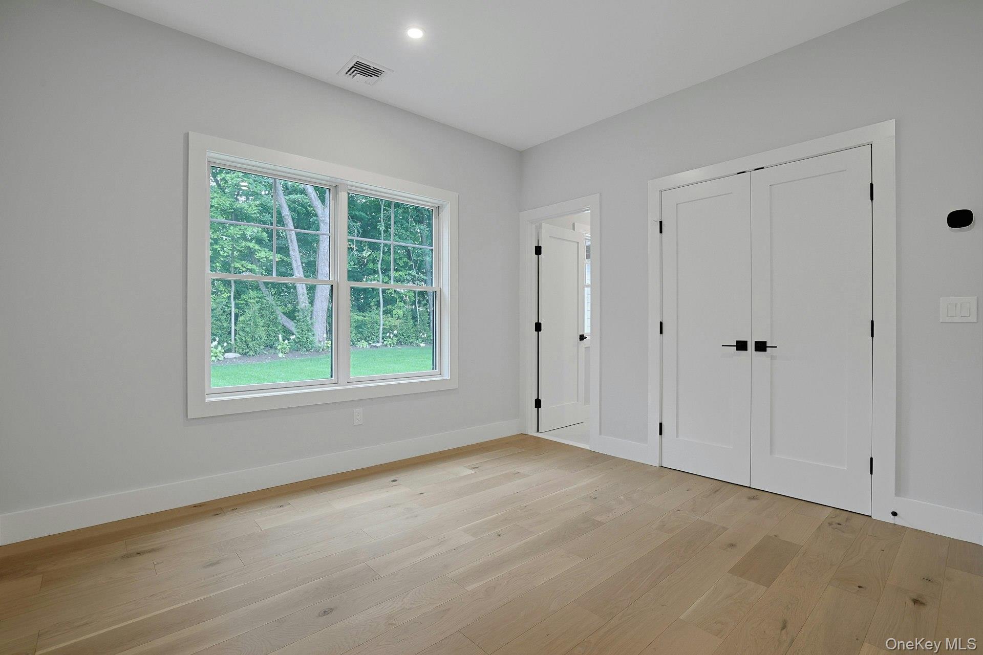 100 Hazelton Circle Property Photo 16