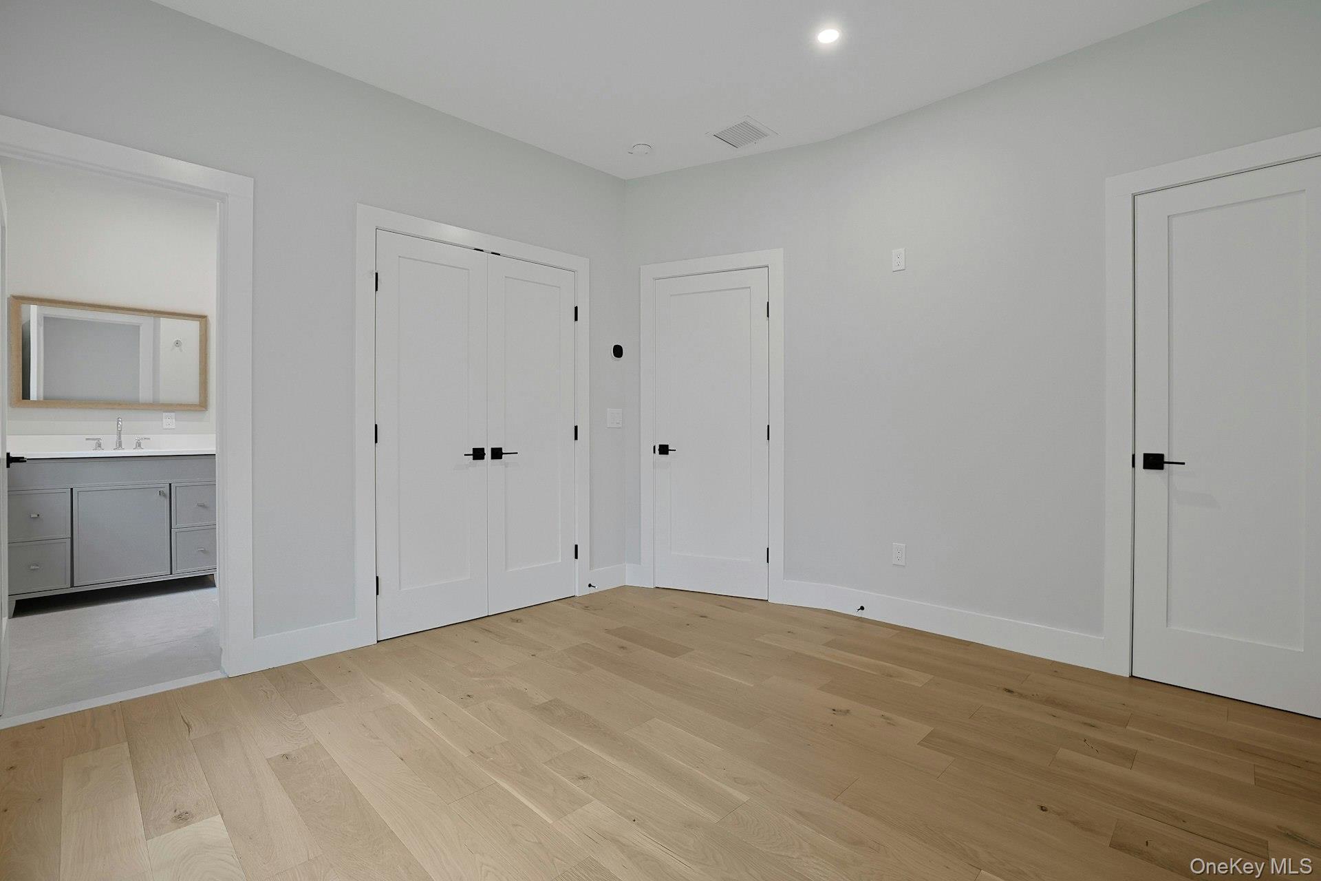 100 Hazelton Circle Property Photo 17