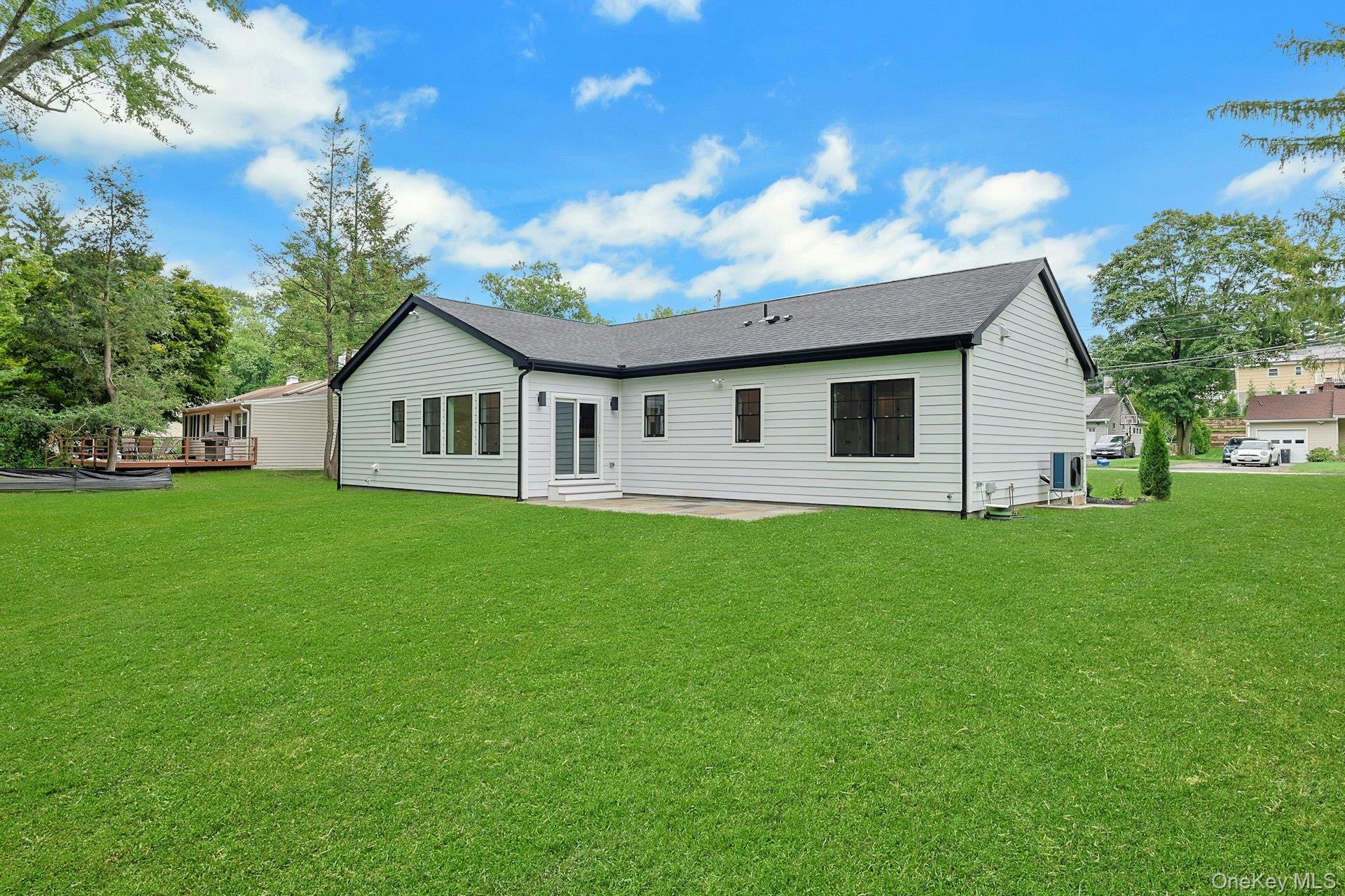 100 Hazelton Circle Property Photo 28
