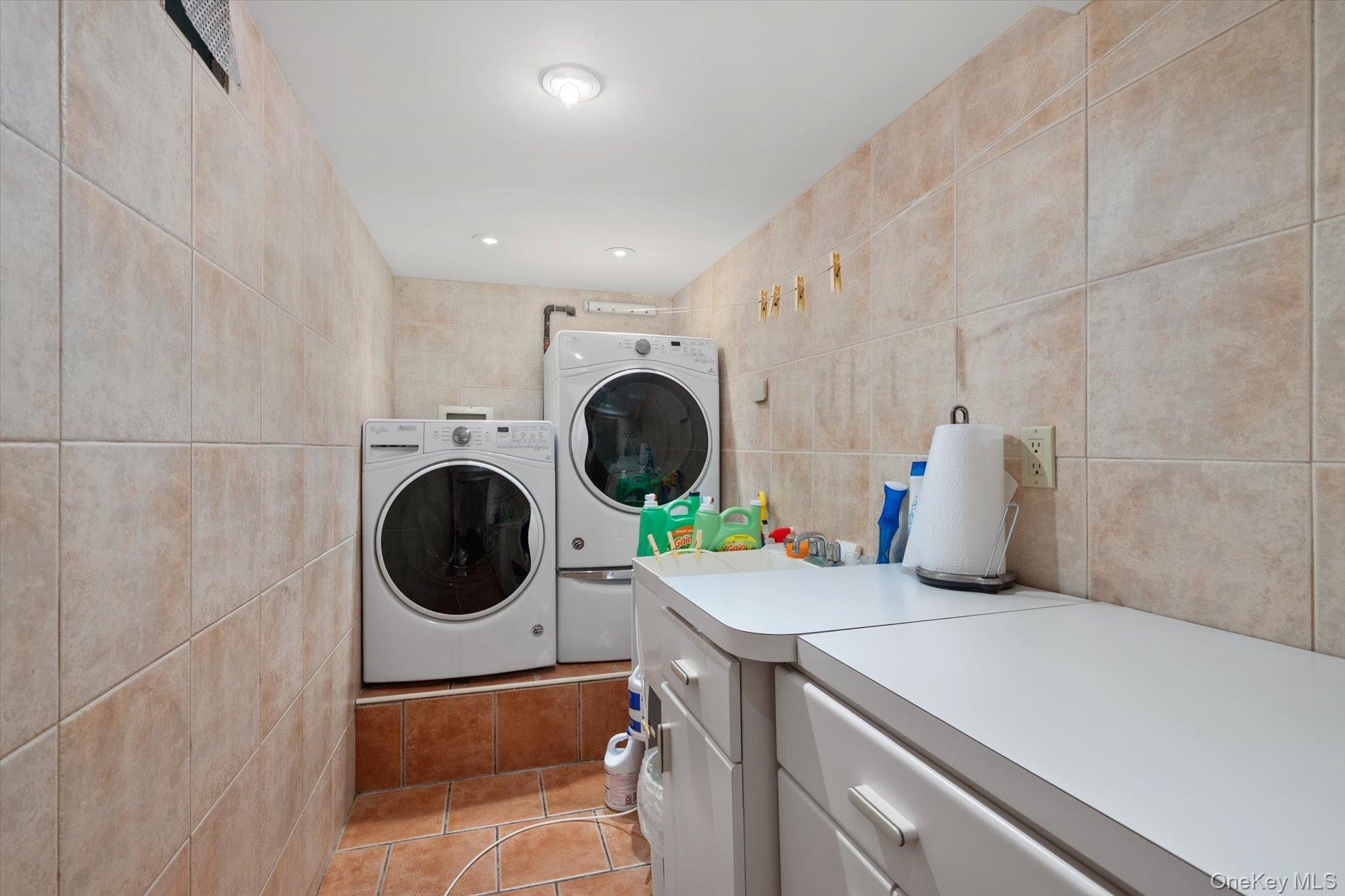 1118 Howard Drive Property Photo 14