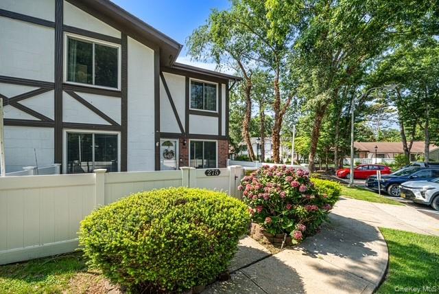 275 Birchwood Road Property Photo 2