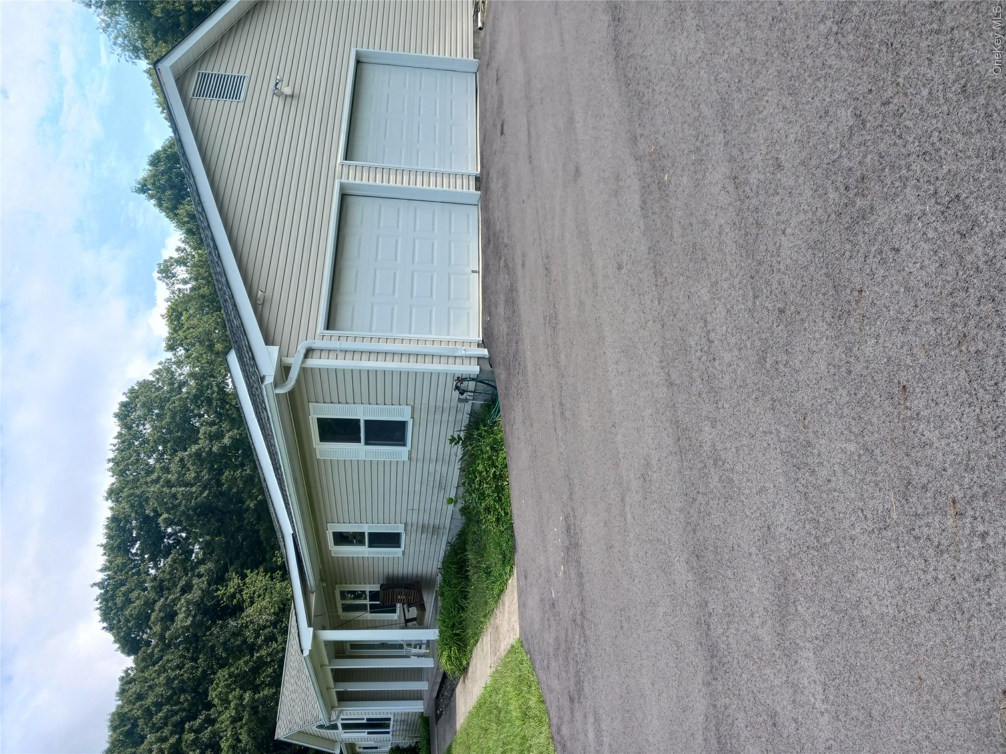 36 Greentree Lane Property Photo 10
