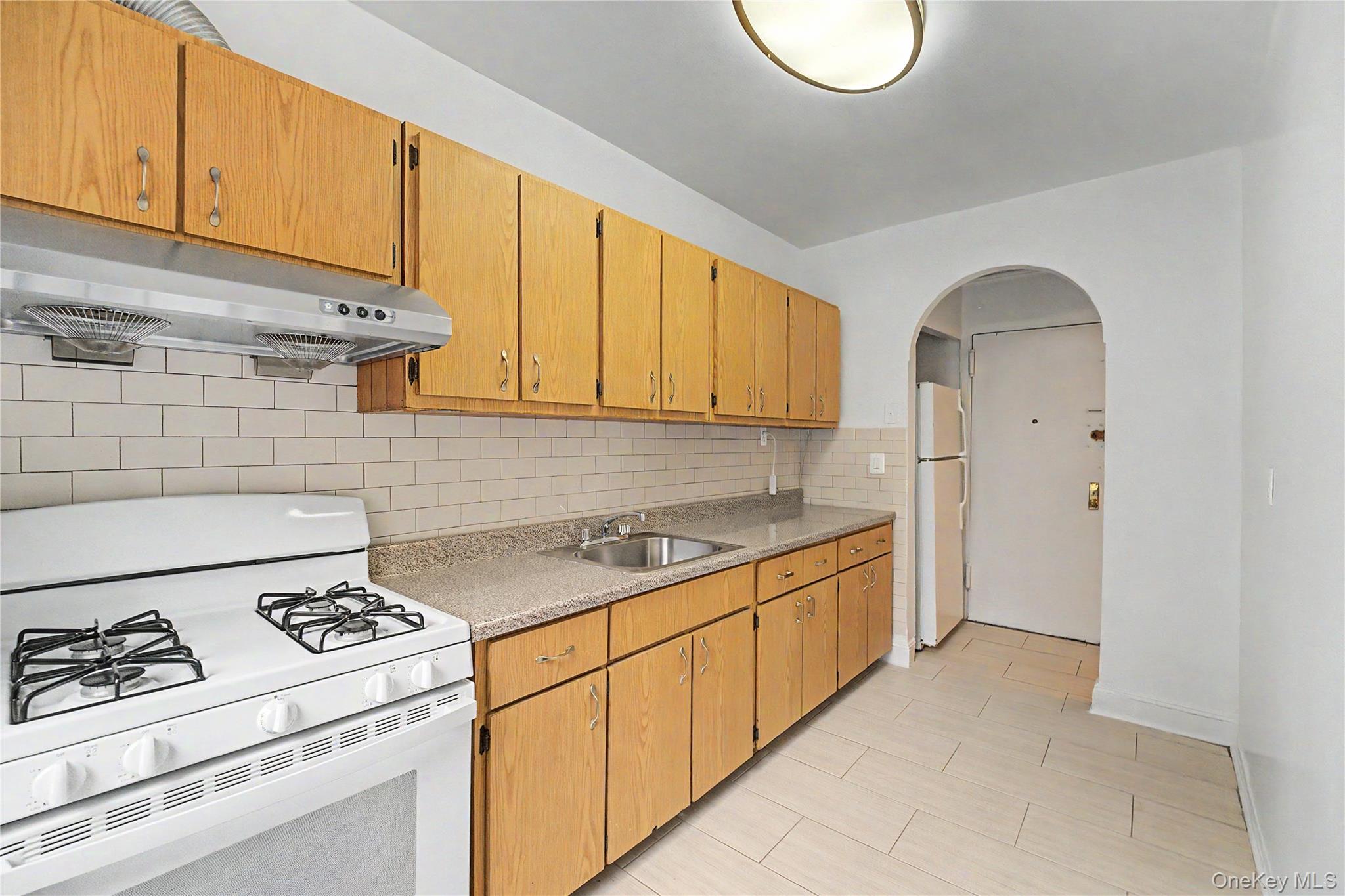 14416 35th Avenue 6a Property Photo 6
