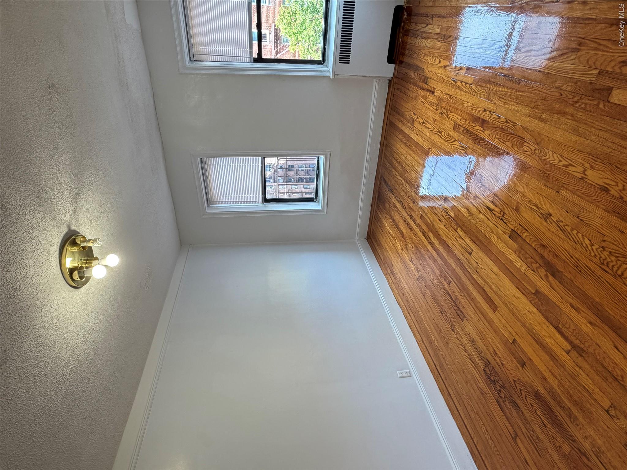 14416 35th Avenue 6a Property Photo 8