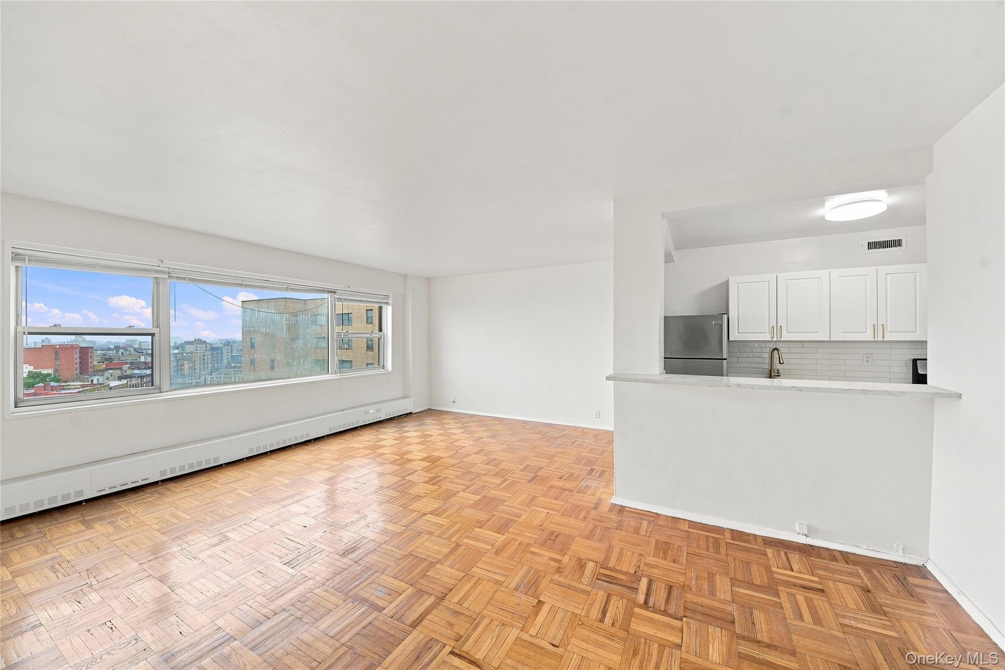 8 Fordham Hill Oval 16d Property Photo 2