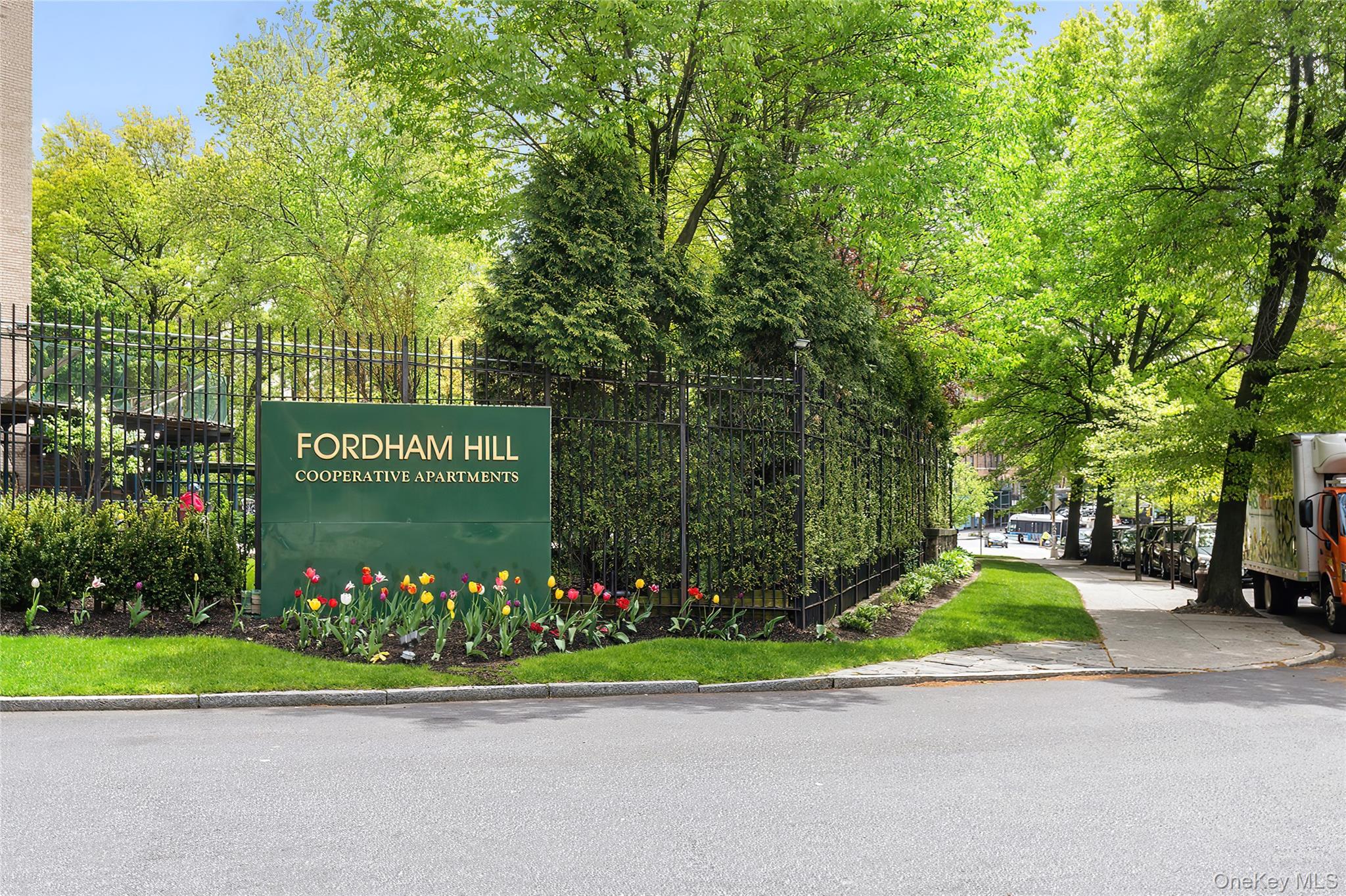 8 Fordham Hill Oval 16d Property Photo 20