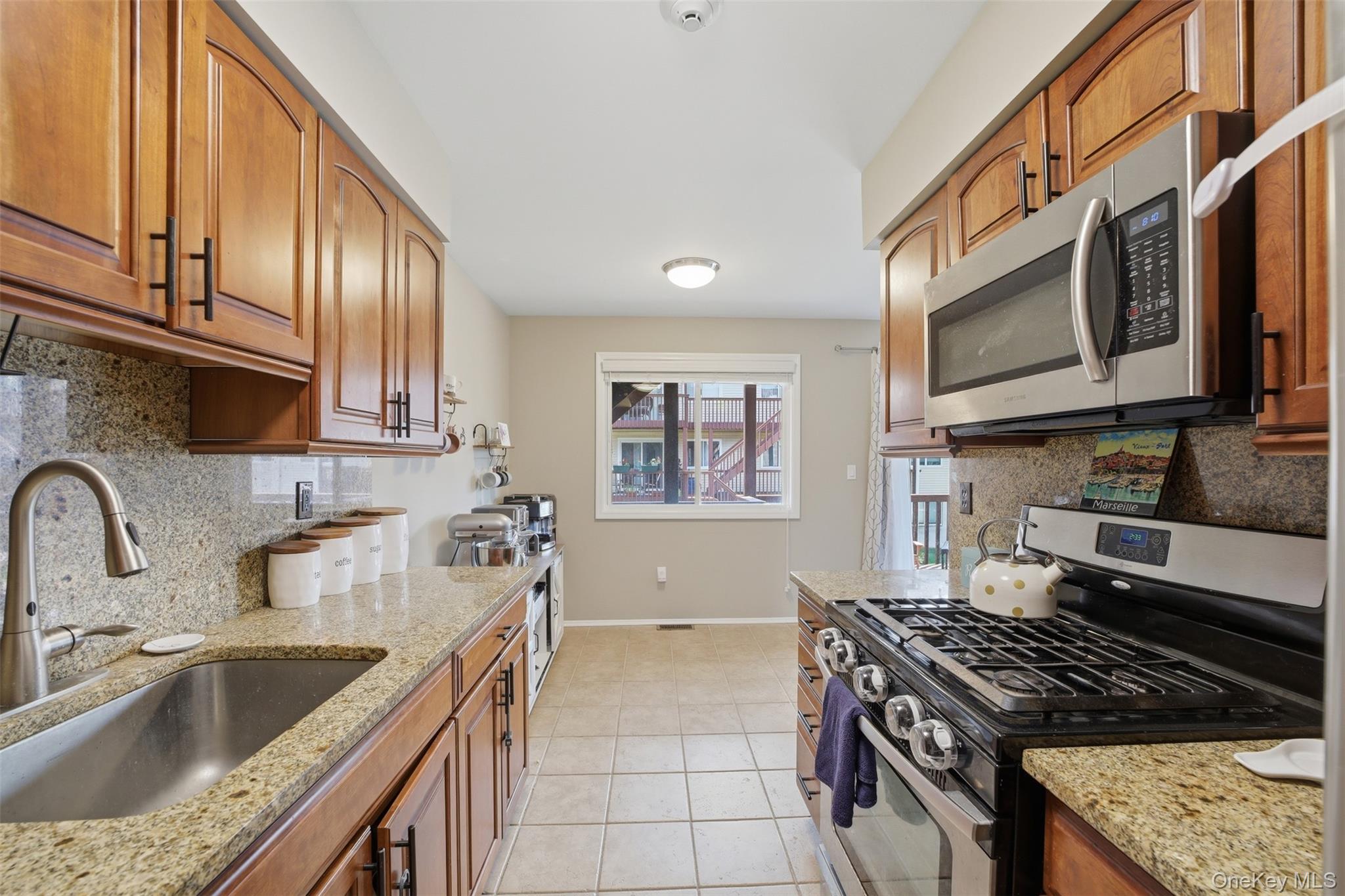25 College Avenue 707 Property Photo 10