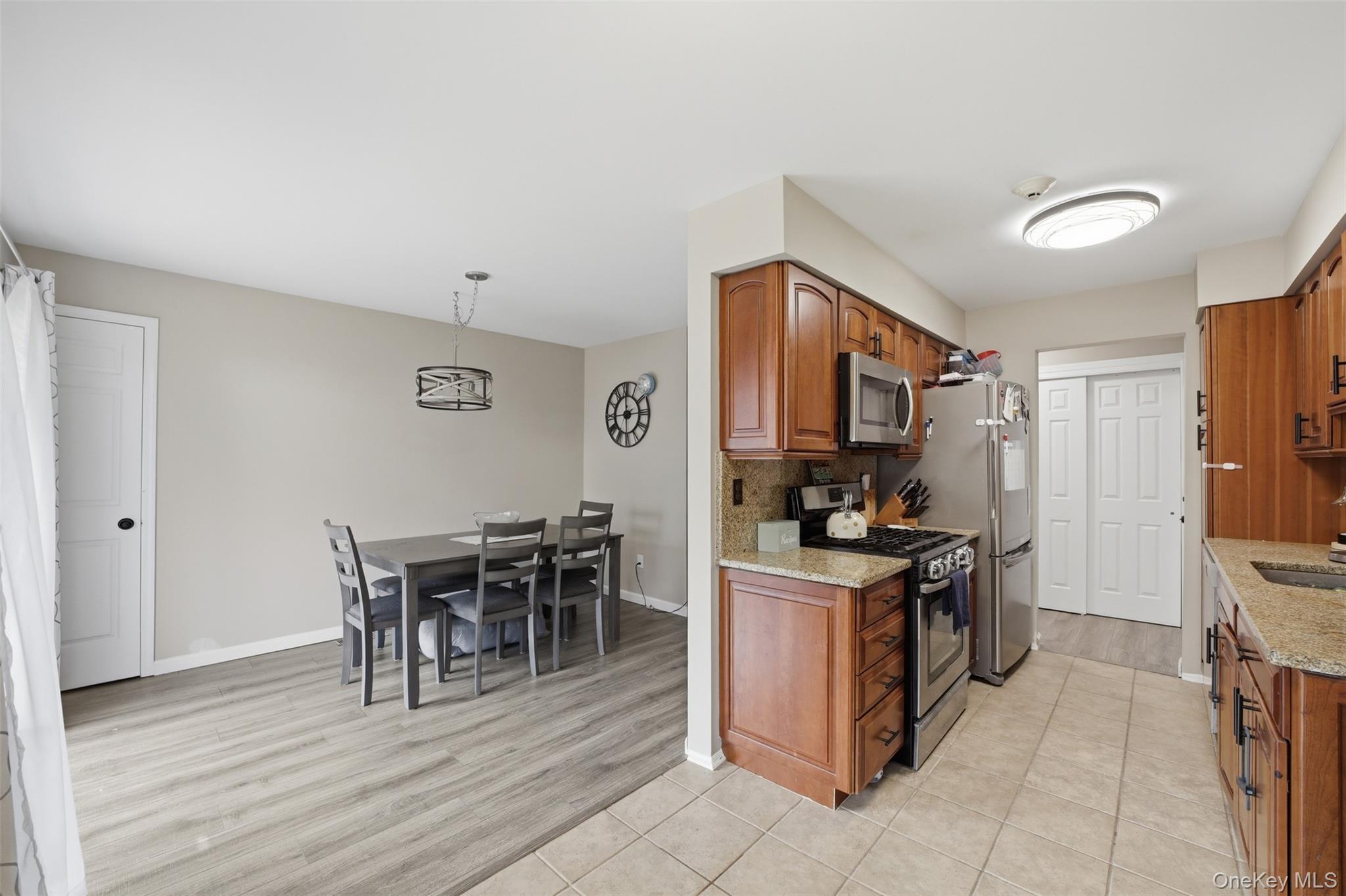 25 College Avenue 707 Property Photo 18