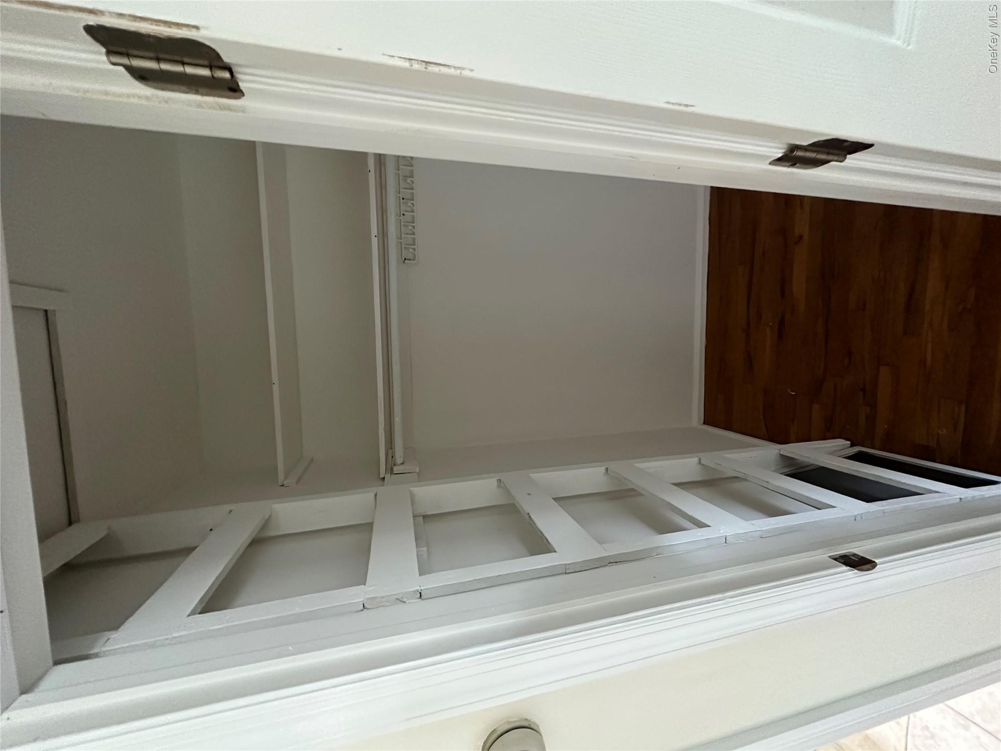 137 Nassau Boulevard Property Photo 7