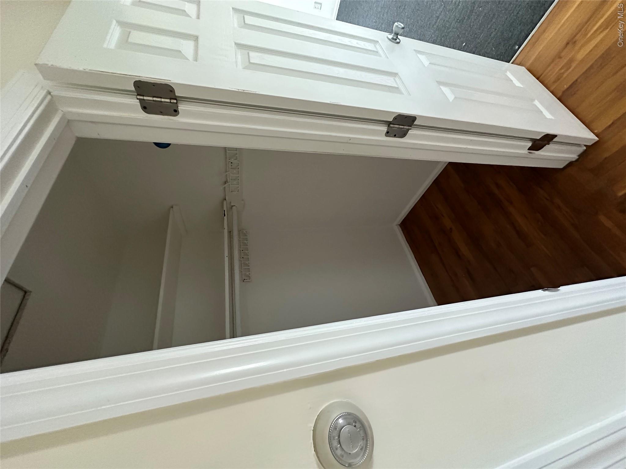 137 Nassau Boulevard Property Photo 8