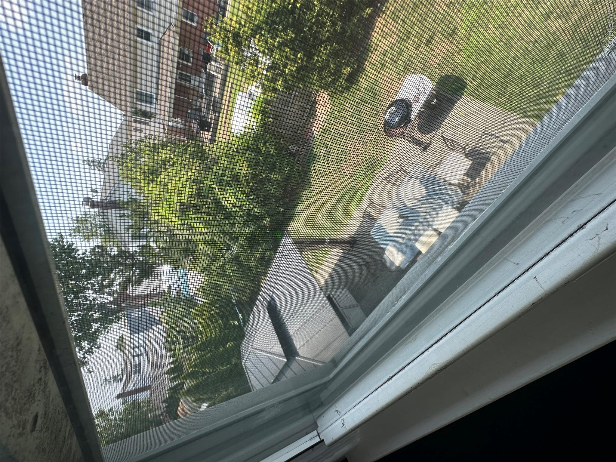 137 Nassau Boulevard Property Photo 13