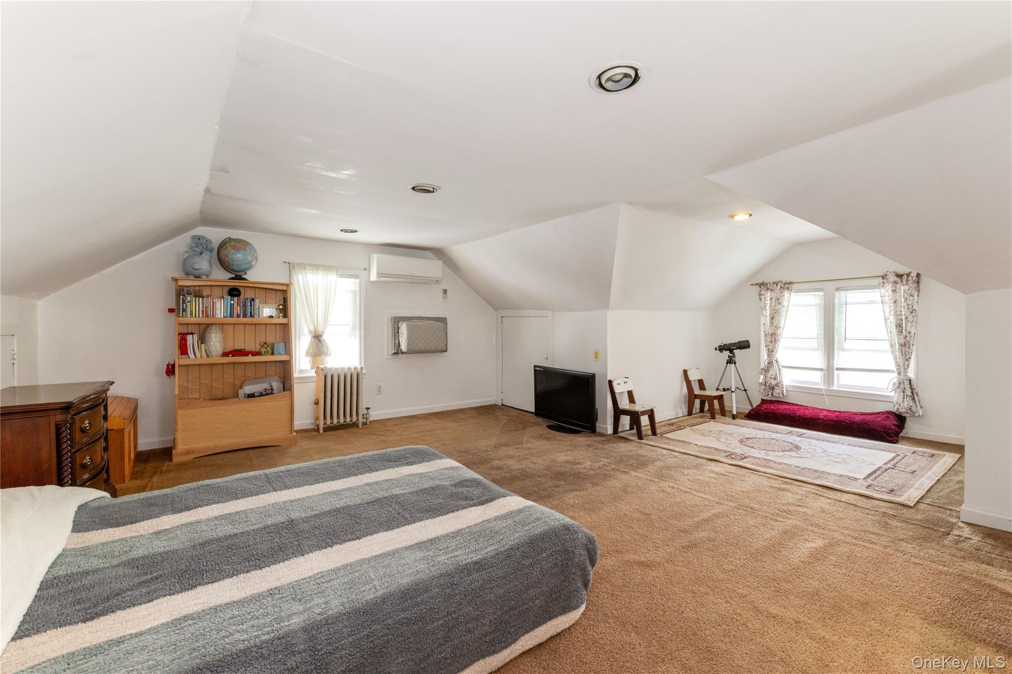 89-72 216th Street Property Photo 15