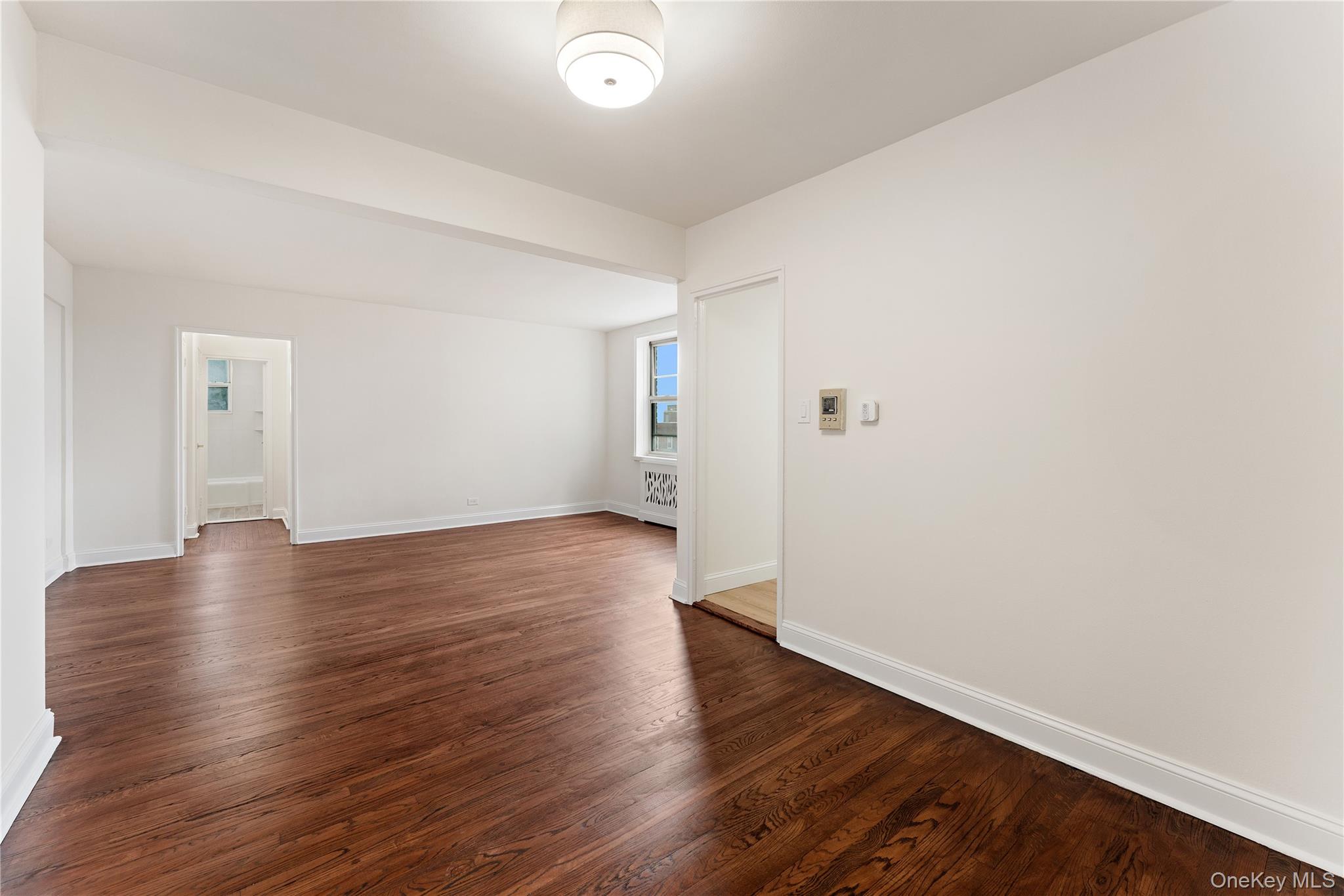 5645 Netherland 6b Property Photo 4