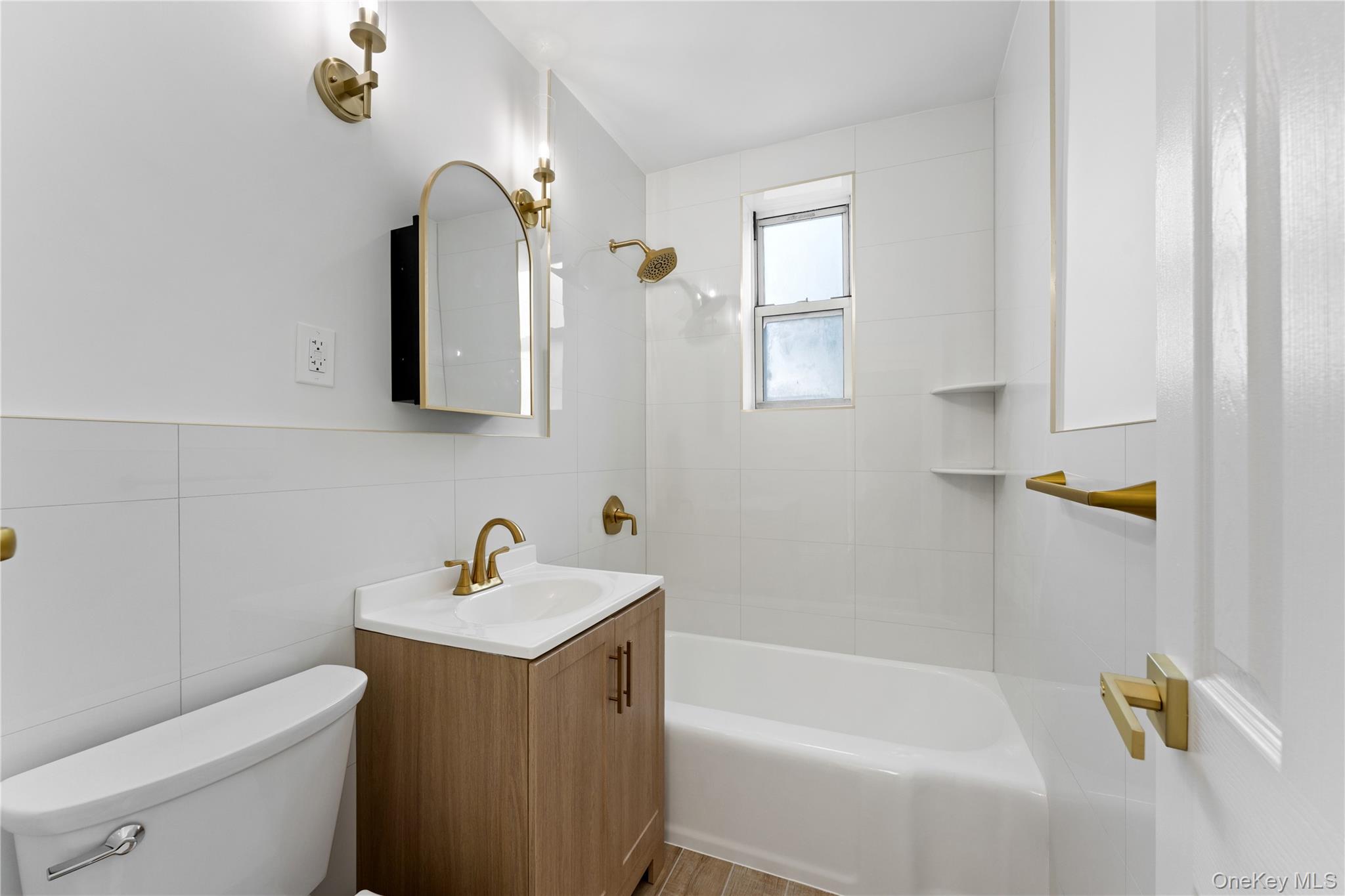 5645 Netherland 6b Property Photo 11
