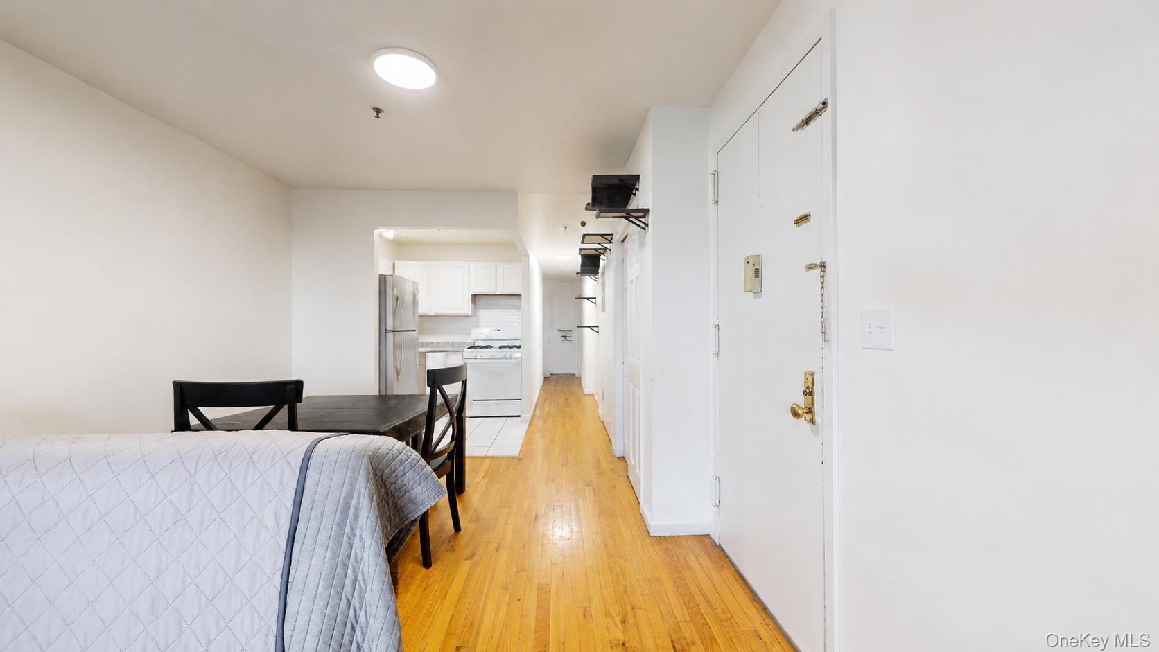 35-13 109th Street Property Photo 5