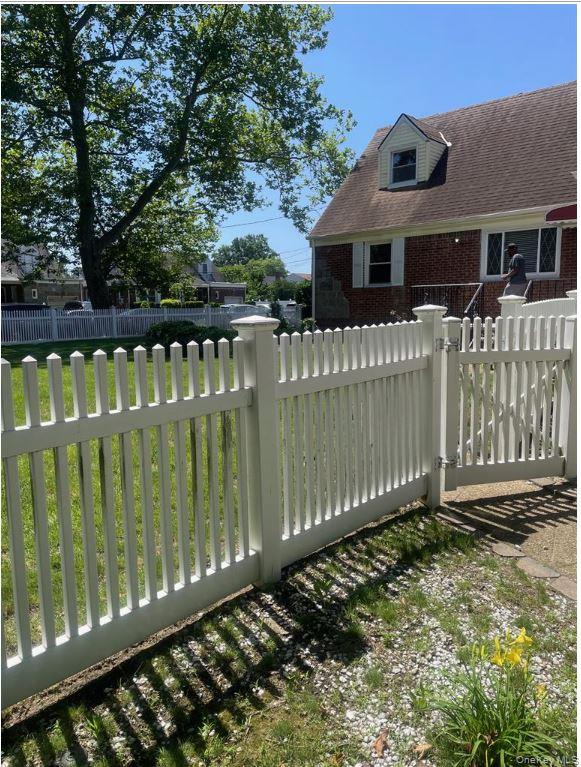 64 Stuart Avenue Property Photo 11