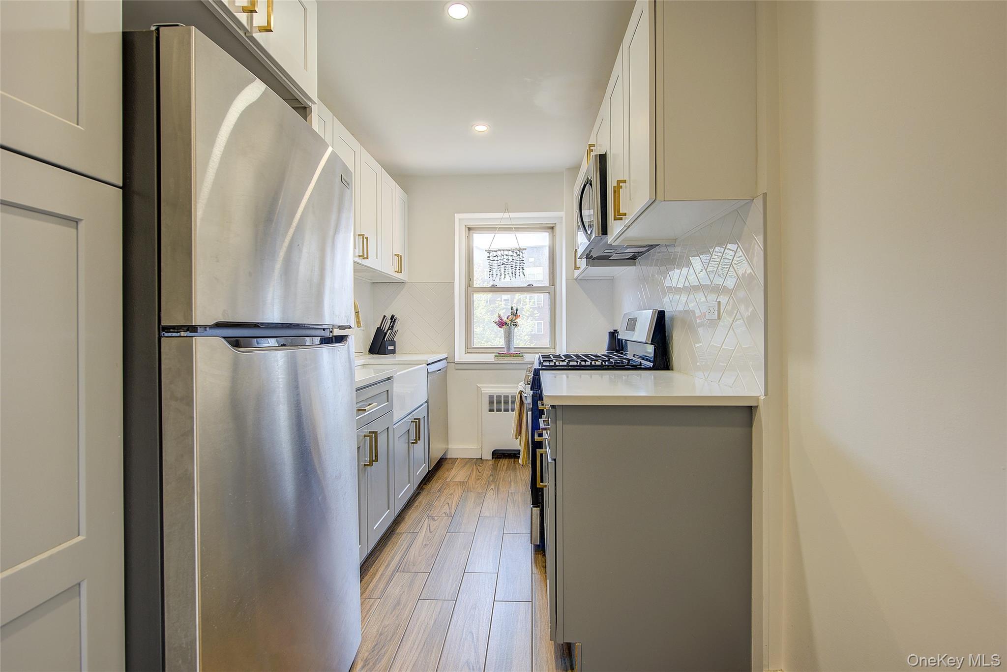 144-60 Gravett Road 4j Property Photo 18