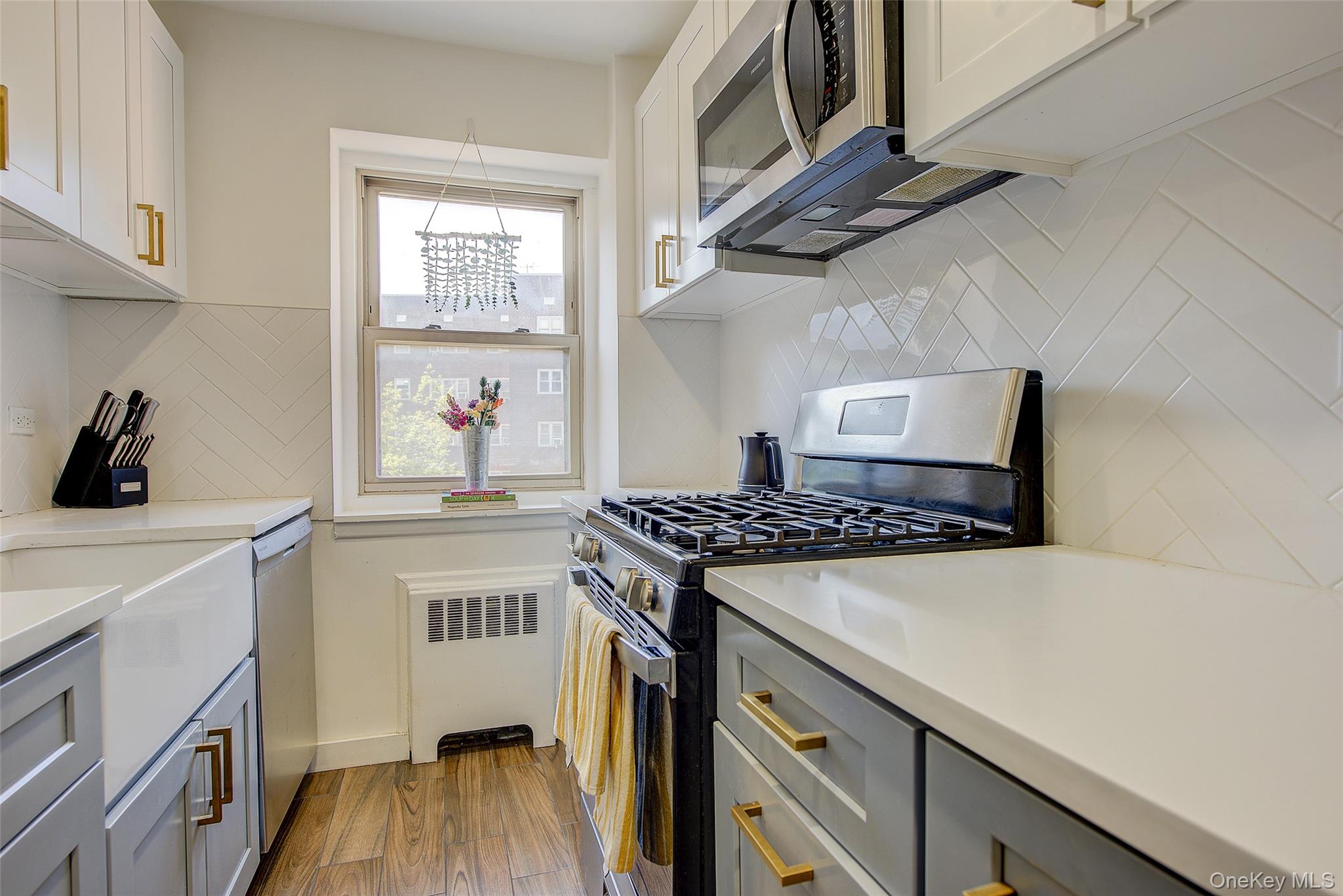 144-60 Gravett Road 4j Property Photo 20