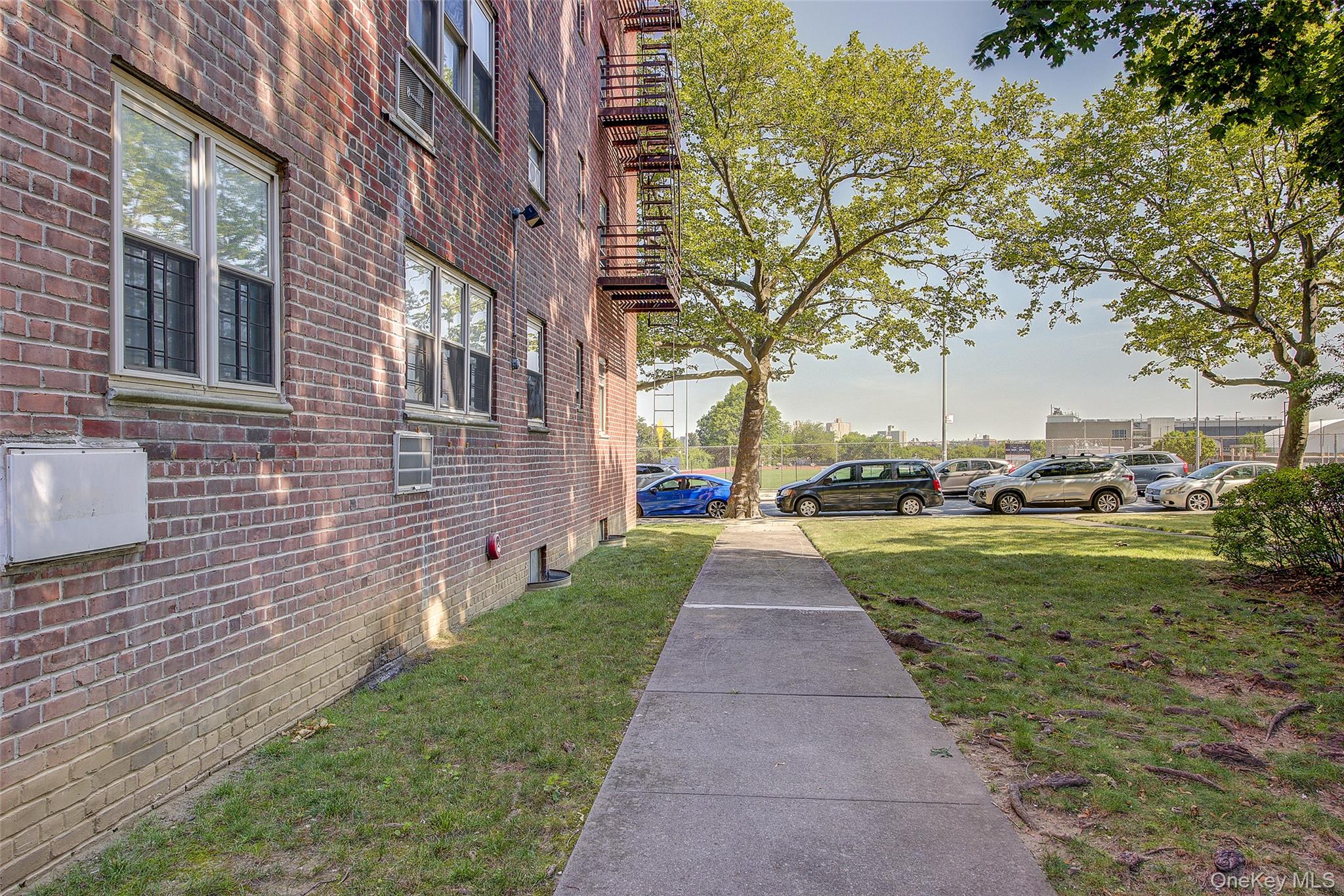 144-60 Gravett Road 4j Property Photo 36