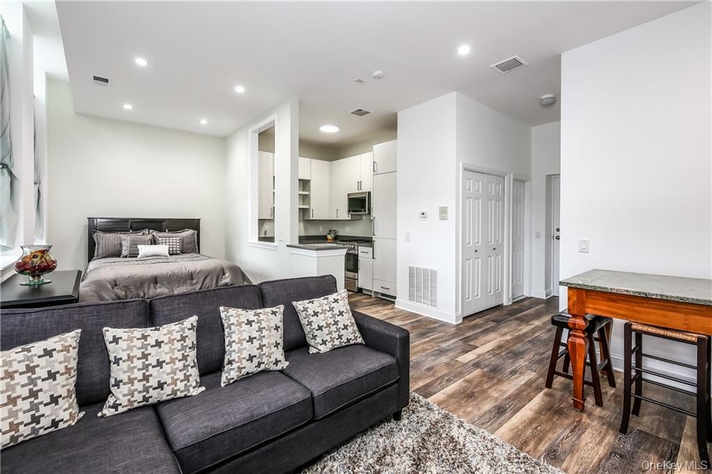 20 Whippoorwill Road Property Photo 8