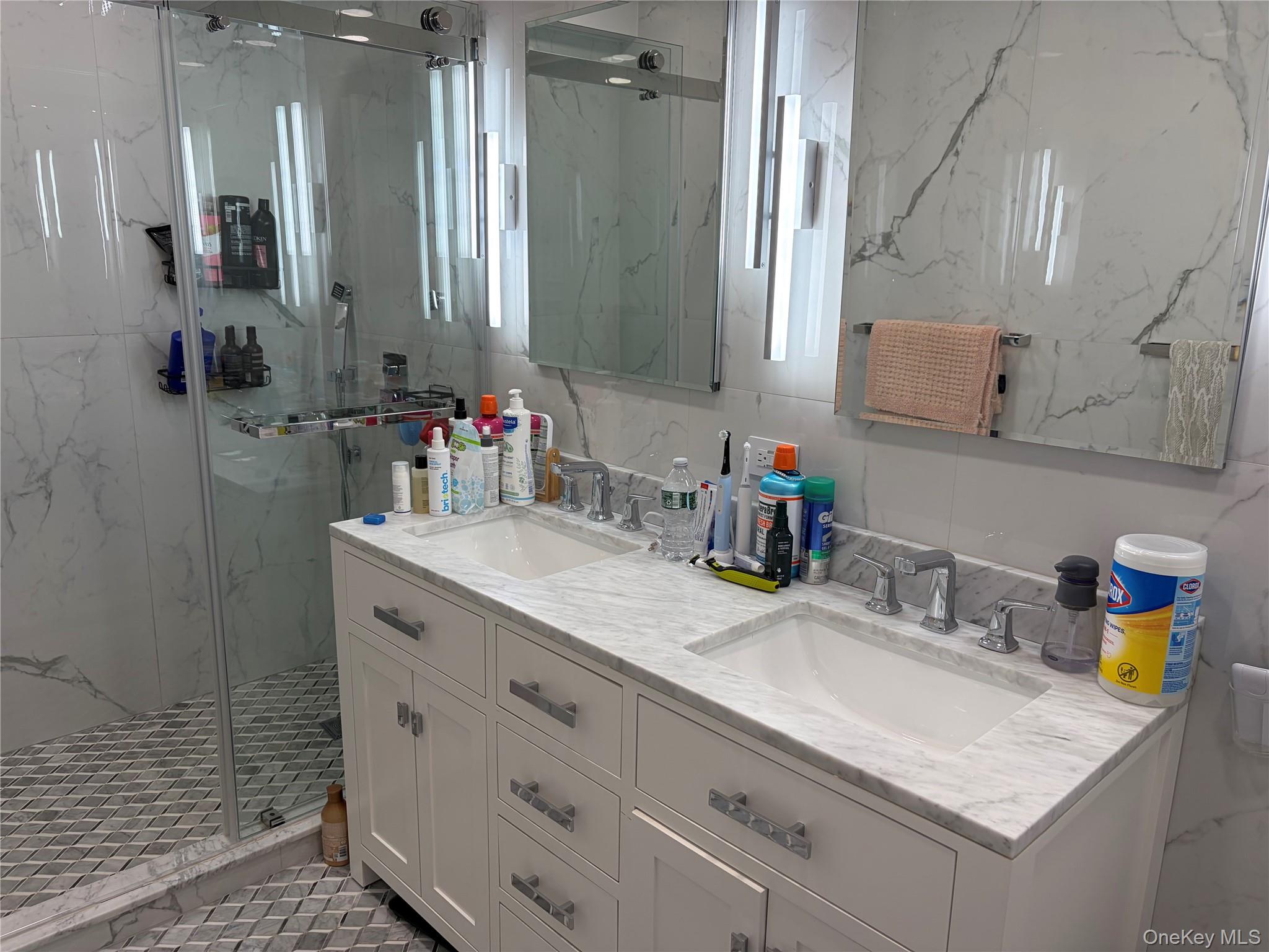 3755 Henry Hudson Parkway 14a Property Photo 3