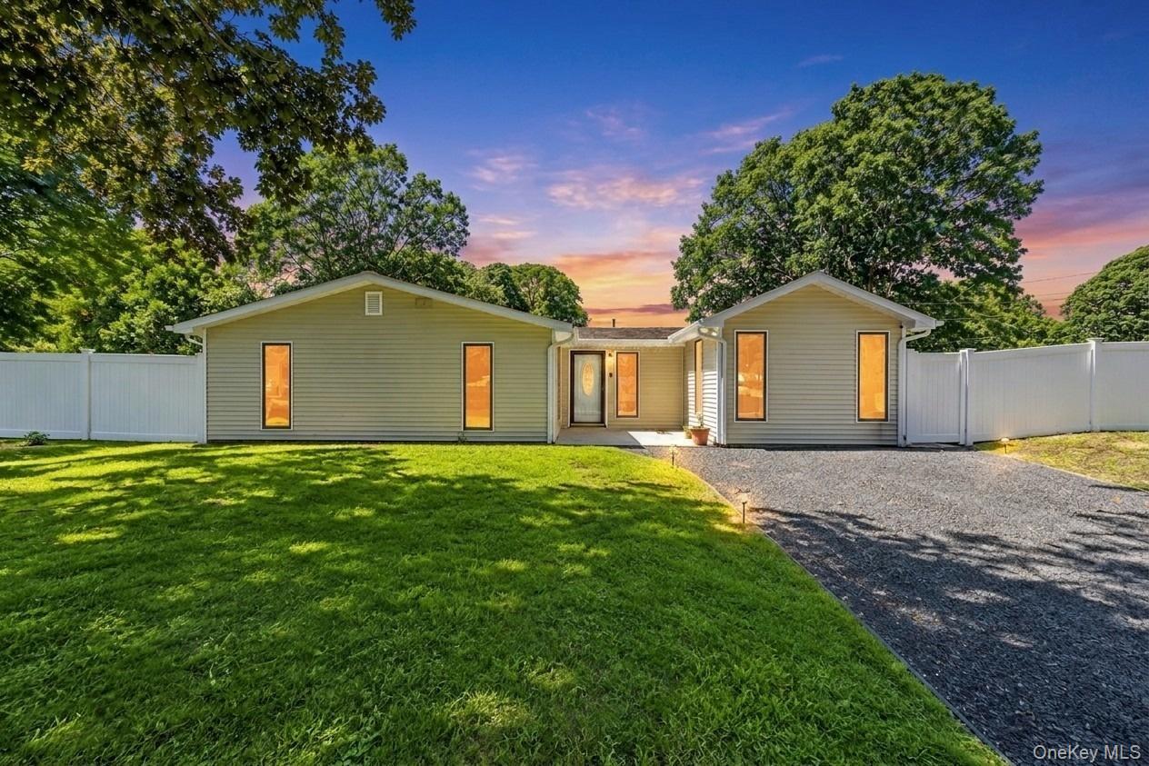 10 Helene Drive Property Photo 1